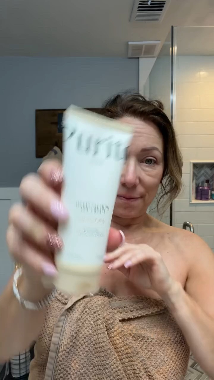 #Purito #OatCream #blemishproneskin #Koreanskincare #Purito PURITO SEOUL I’ve been trying this product out, so far really cleansed my face