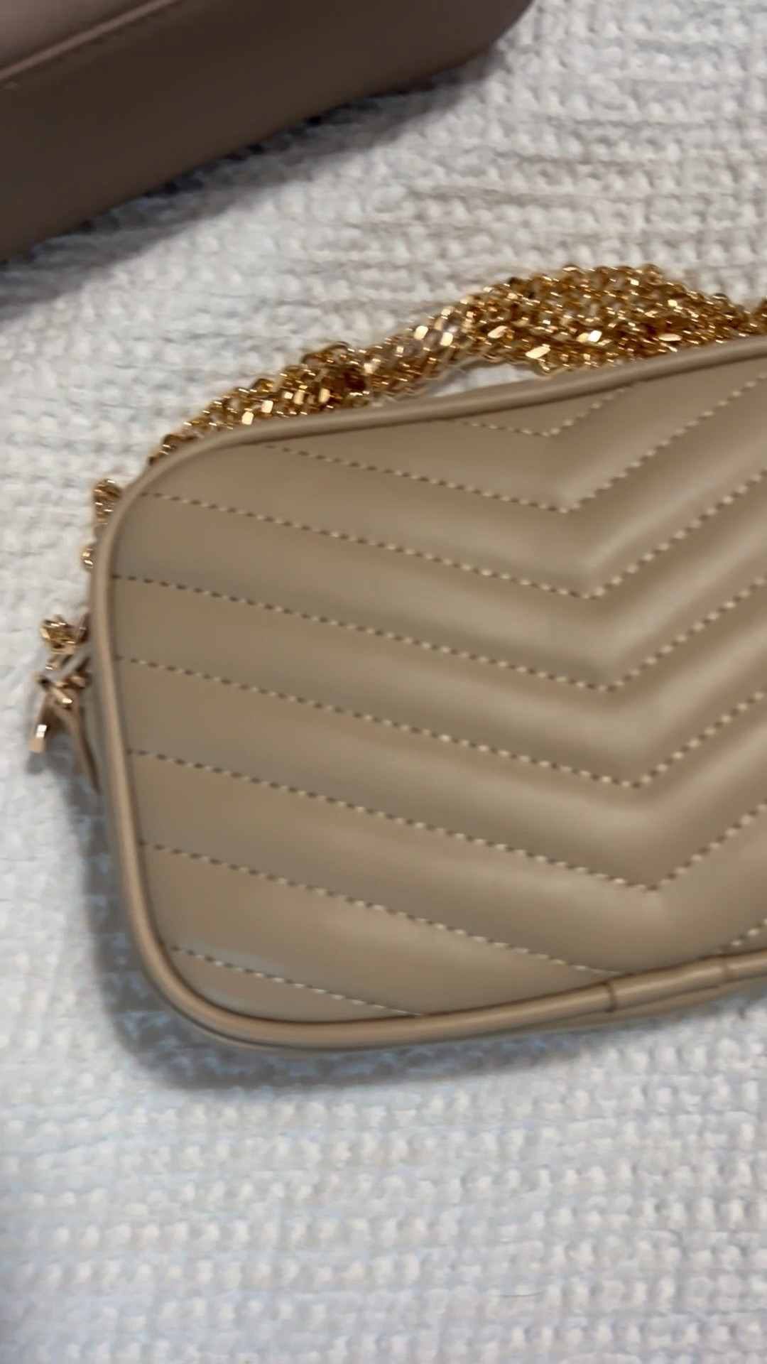 Target small neutral purses 

#LTKStyleTip #LTKItBag #LTKFindsUnder50