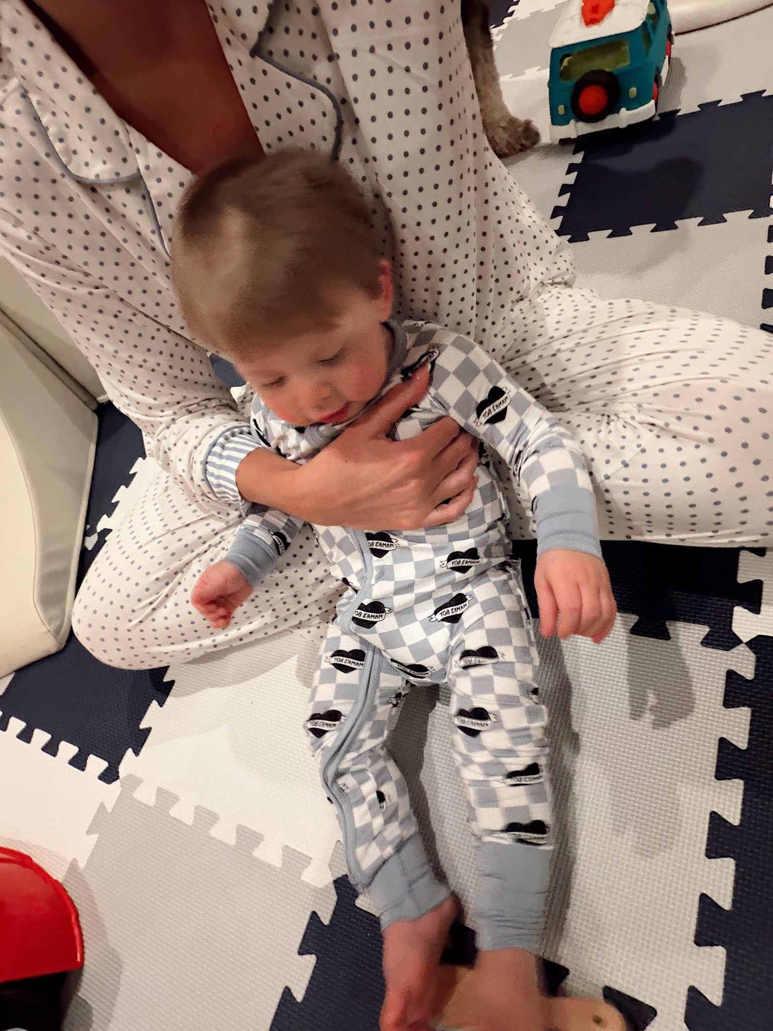 The sweetest matching mom and me pjs! 

@cadenlane 

Use my code SHOPDANDY to get 20% off through the 18th! 