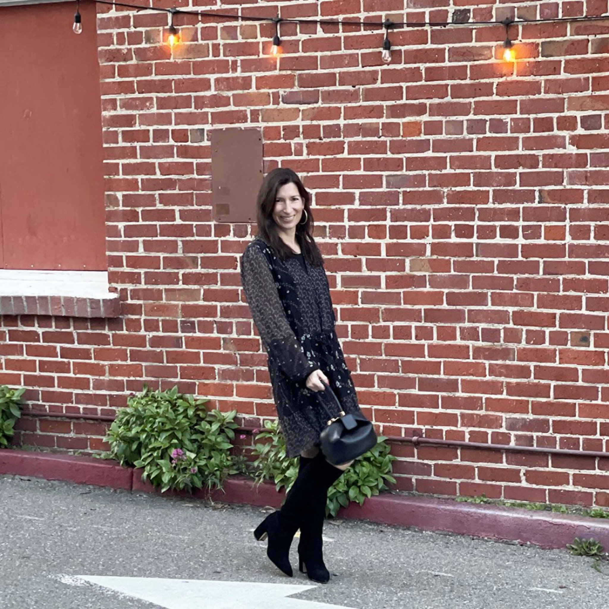 Love the this long sleeve dress 🙌 it can be worn now with boots and in the spring with ankle boots or sandals 🎉

#LTKitbag #LTKshoecrush #LTKstyletip