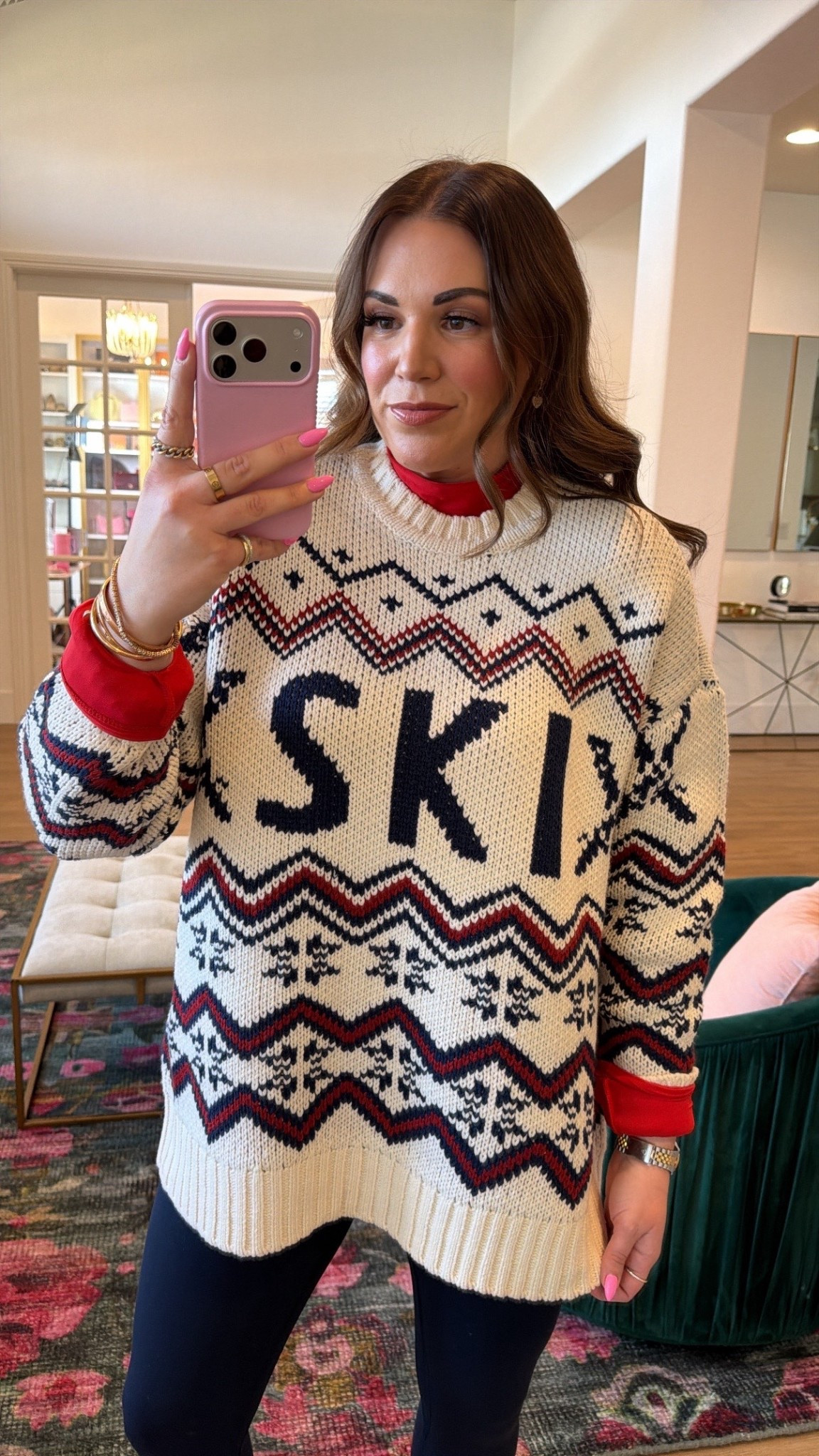 curvy midsize ski cozy look! wearing size xl in sweater for oversized look and size 10 in leggings 

#LTKSeasonal #LTKMidsize