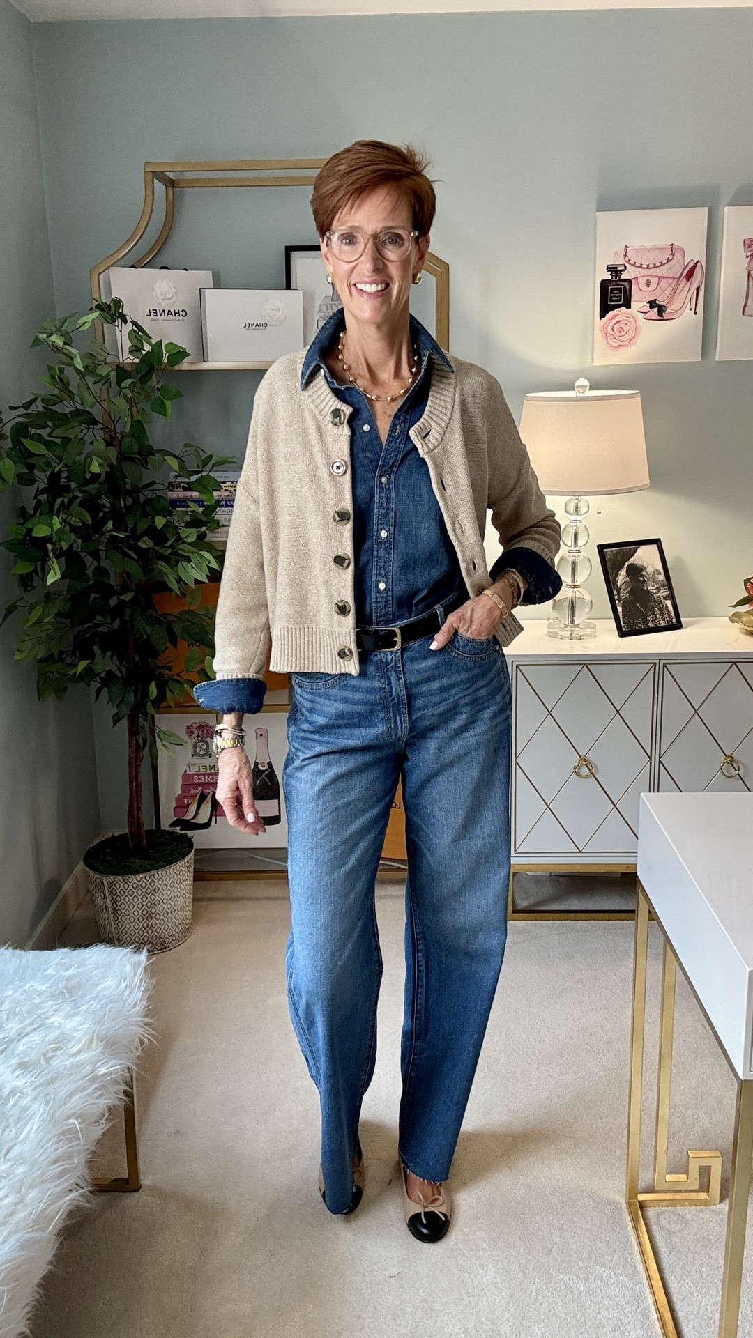 Fall OOTD
THE LAYERING FORMULA THAT ALWAYS WORKS
Denim + soft neutral knit + relaxed wide-leg jeans

#LTKootd #LTKOver40 #LTKTall