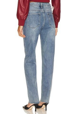 superdown Dylan Straight Denim Jean in Dark Wash from Revolve.com | Revolve Clothing (Global)