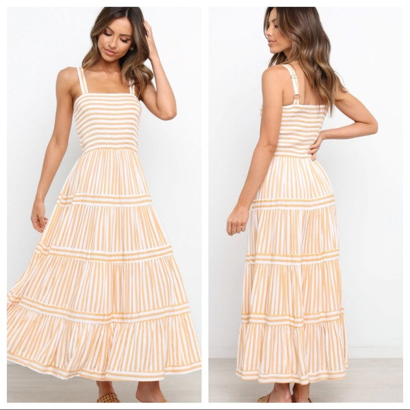 Petal & Pup Downtown Maxi Dress size XS | Poshmark