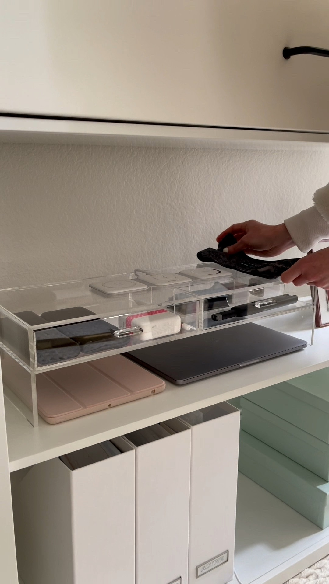 Simply Organized Charging Station 🔌 

#LTKHome #LTKmomlife #LTKSaleAlert