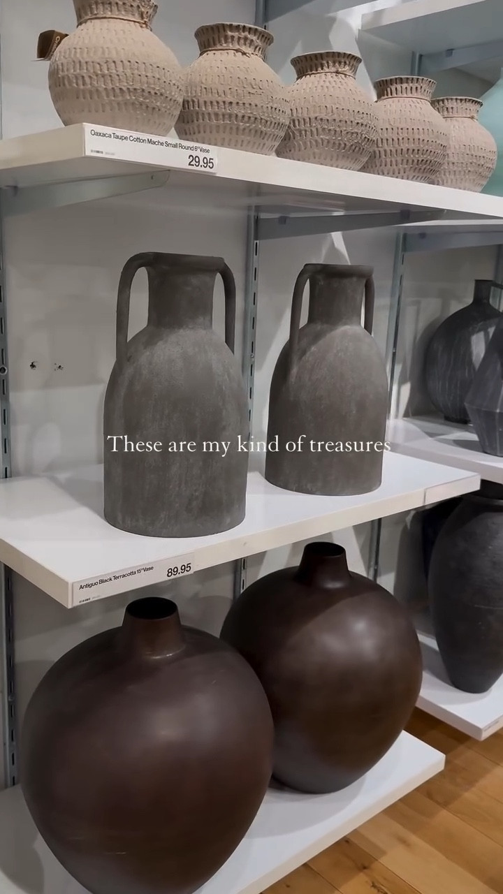 Just a girl indulging in her favorite obsession, dreamy pieces and endless inspiration. 
@crateandbarrel 