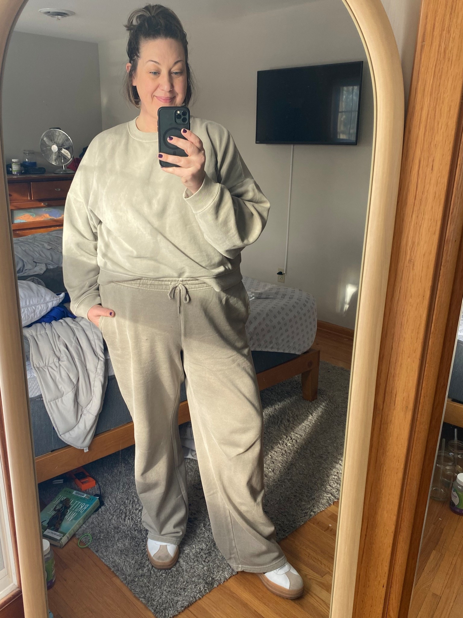 In color Quail, size XL top and bottom .