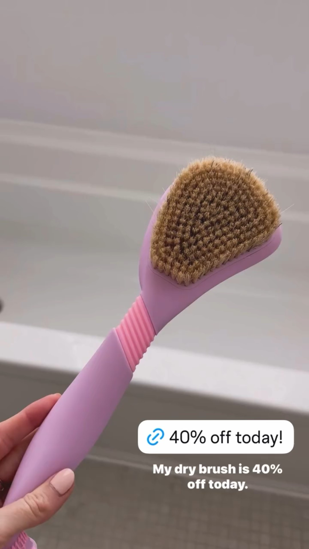 40% off dry brush 
Good for circulation and lymphatic drainage and cellulite 

#LTKfitnessgoals #LTKCyberWeek #LTKGiftGuide