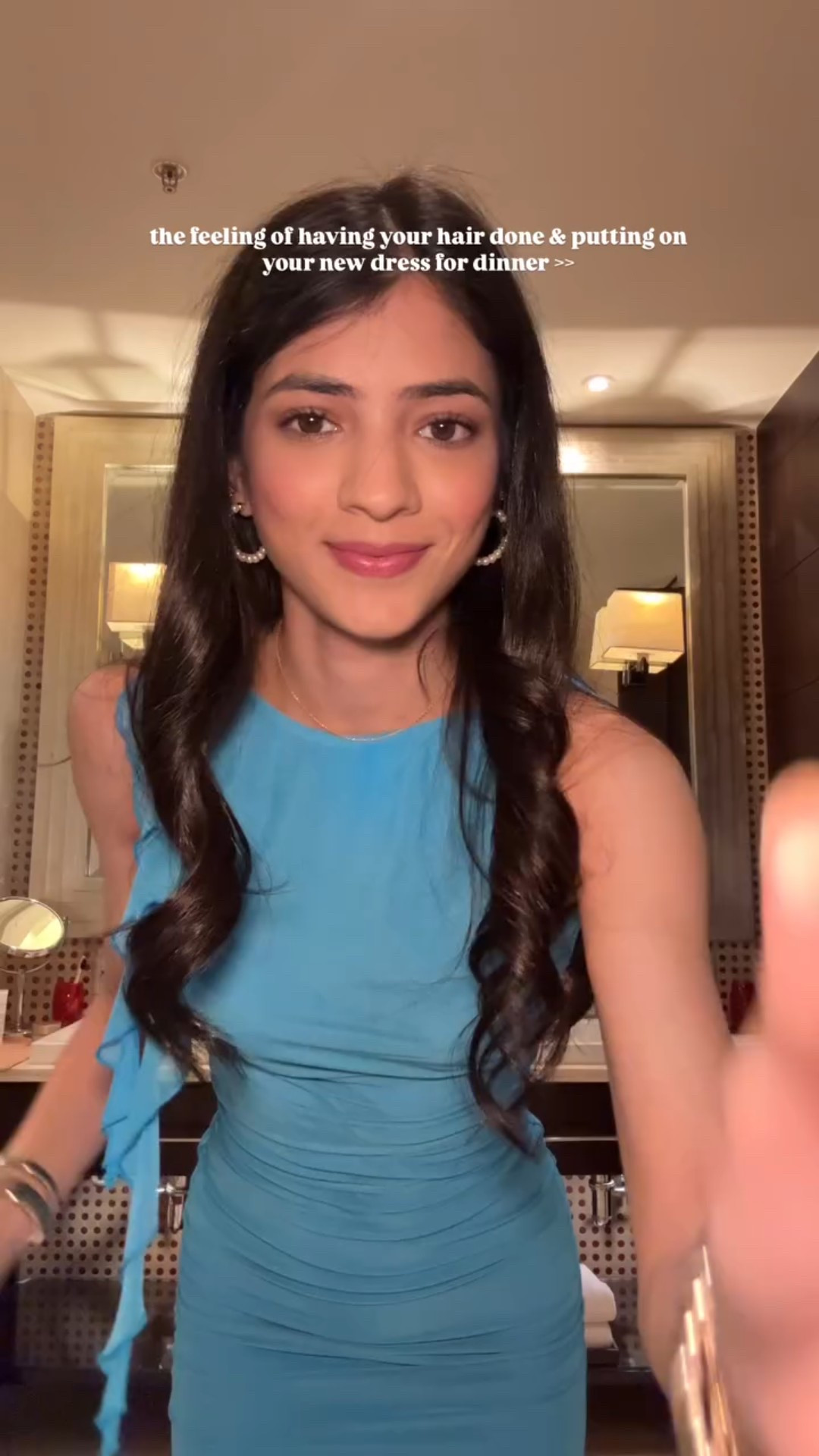 unmatched feeling 🙂‍↔️🩵 // reposting cuz this got deleted :( 
.
.
.
.
.
.
.
.
.
#grwm #ootn #outfit #ohpolly #instagram