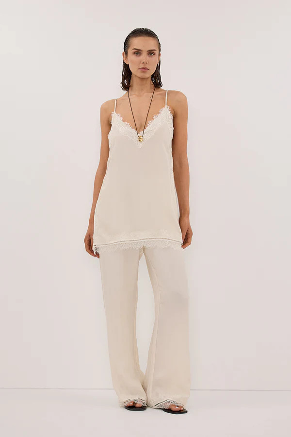 ANDREA SANDSTONE SLEEVELESS LACE CAMI TOP | DISSH