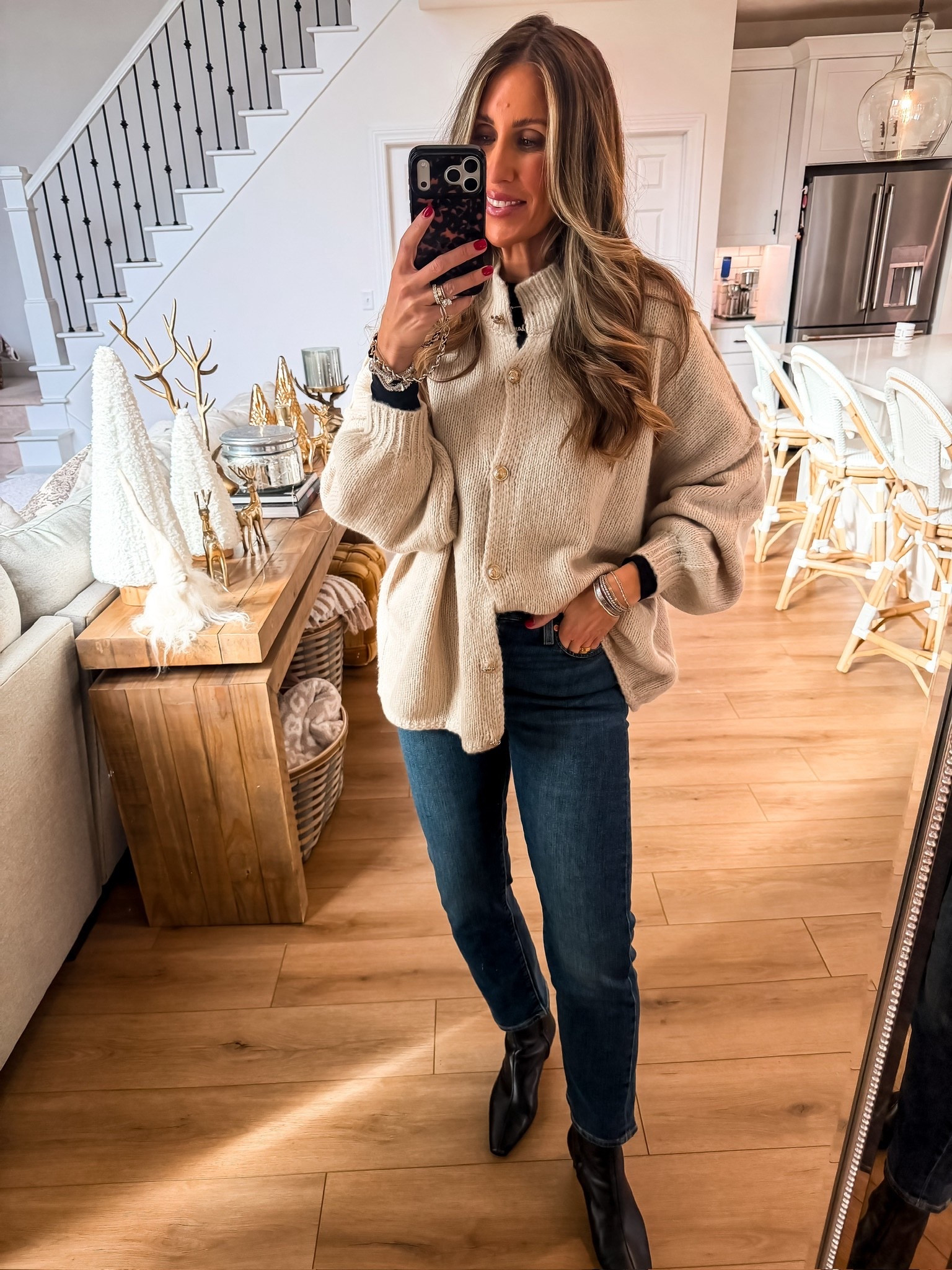 Cute and casual me cozy outfit for fall and winter, cozy cardigan, simple outfit, booties, themominstylee

#LTKWorkwear #LTKootd #LTKSeasonal