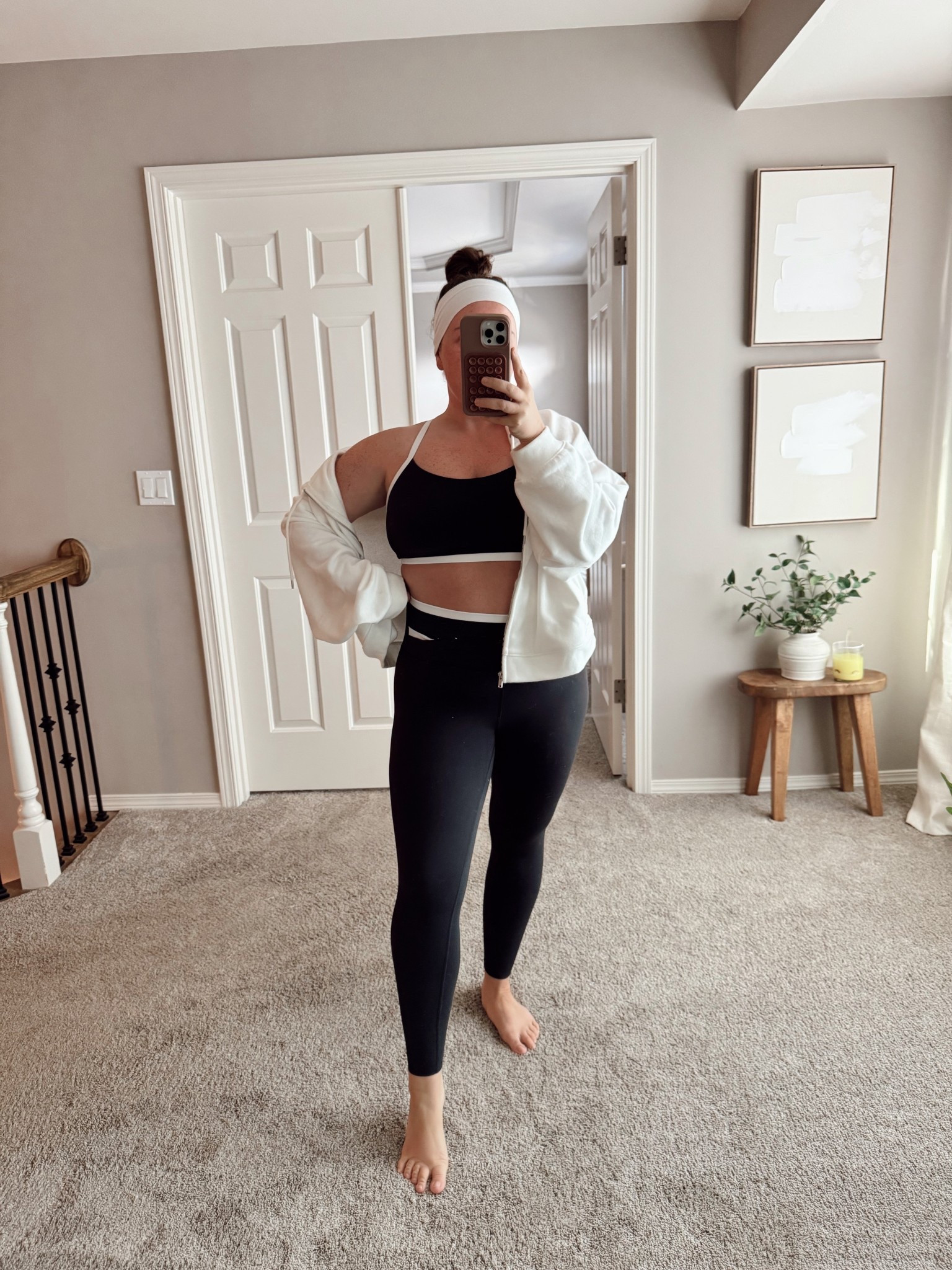 Pilates OOTD 🧘🏼‍♀️💪🏻🫶🏻

Wearing a size large in everything 

Size 12 | Large | 5’4” 

#LTKActive #LTKFindsUnder100 #LTKMidsize