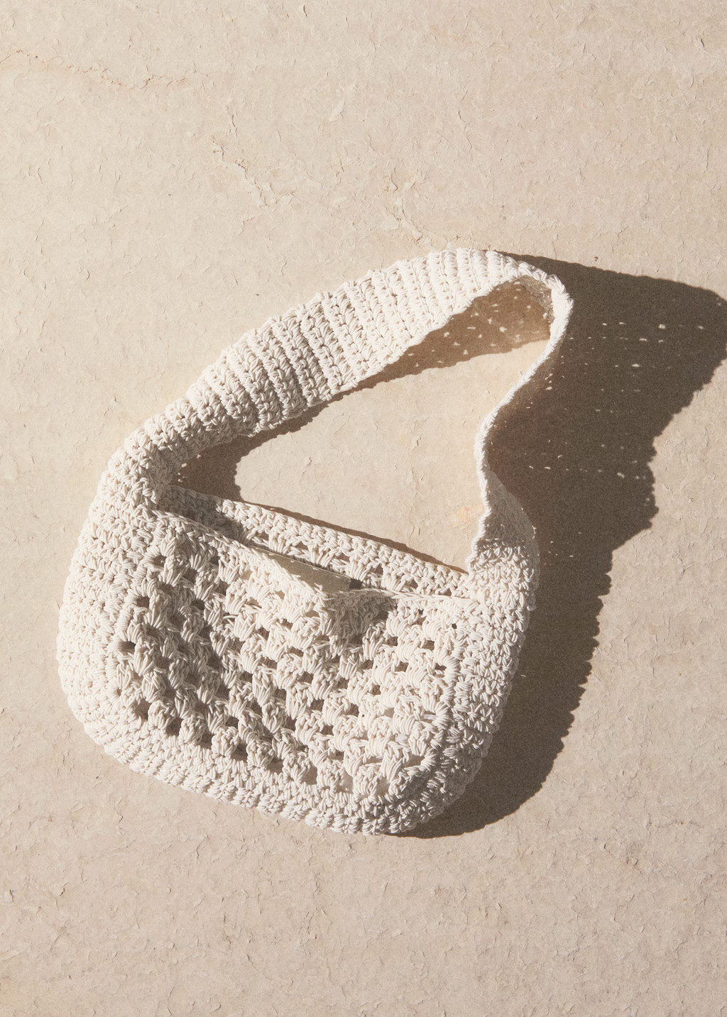 Crochet handbag -  Women | Mango USA | MANGO (US)