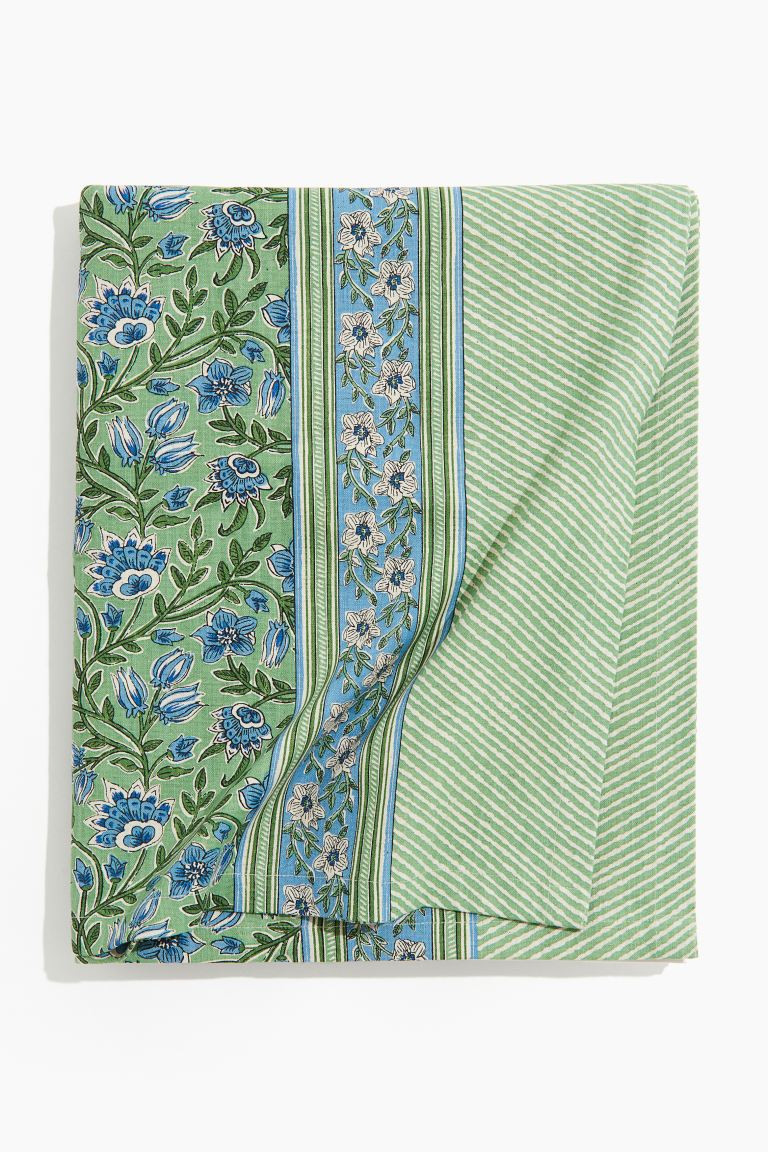 Patterned Tablecloth | H&M (US + CA)