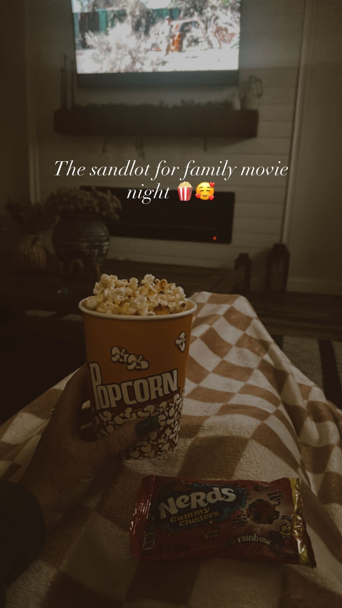 Retro popcorn buckets for movie night! 🍿🎬

#LTKParties #LTKHome #LTKU