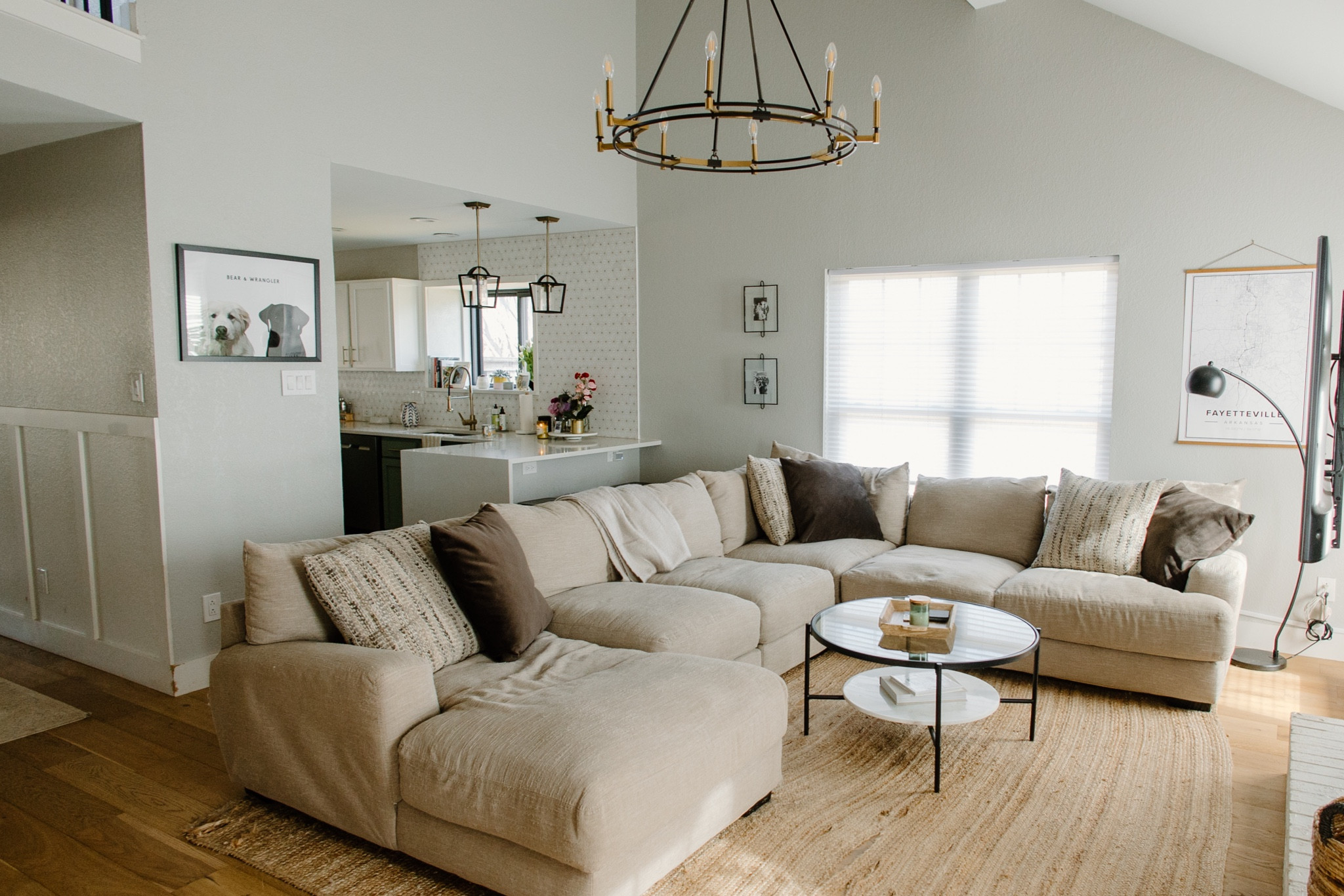 The comfiest couch in the whole world can’t be linked 😭 it’s a Franklin 5 piece customizable sectional and several big retailers sell that brand!! Everything you see here that can be linked, is!! 🤩🙌🏻

#giganticcouch #sectional #livingroom#bigcomfycouch

#LTKunder50 #LTKhome #LTKunder100