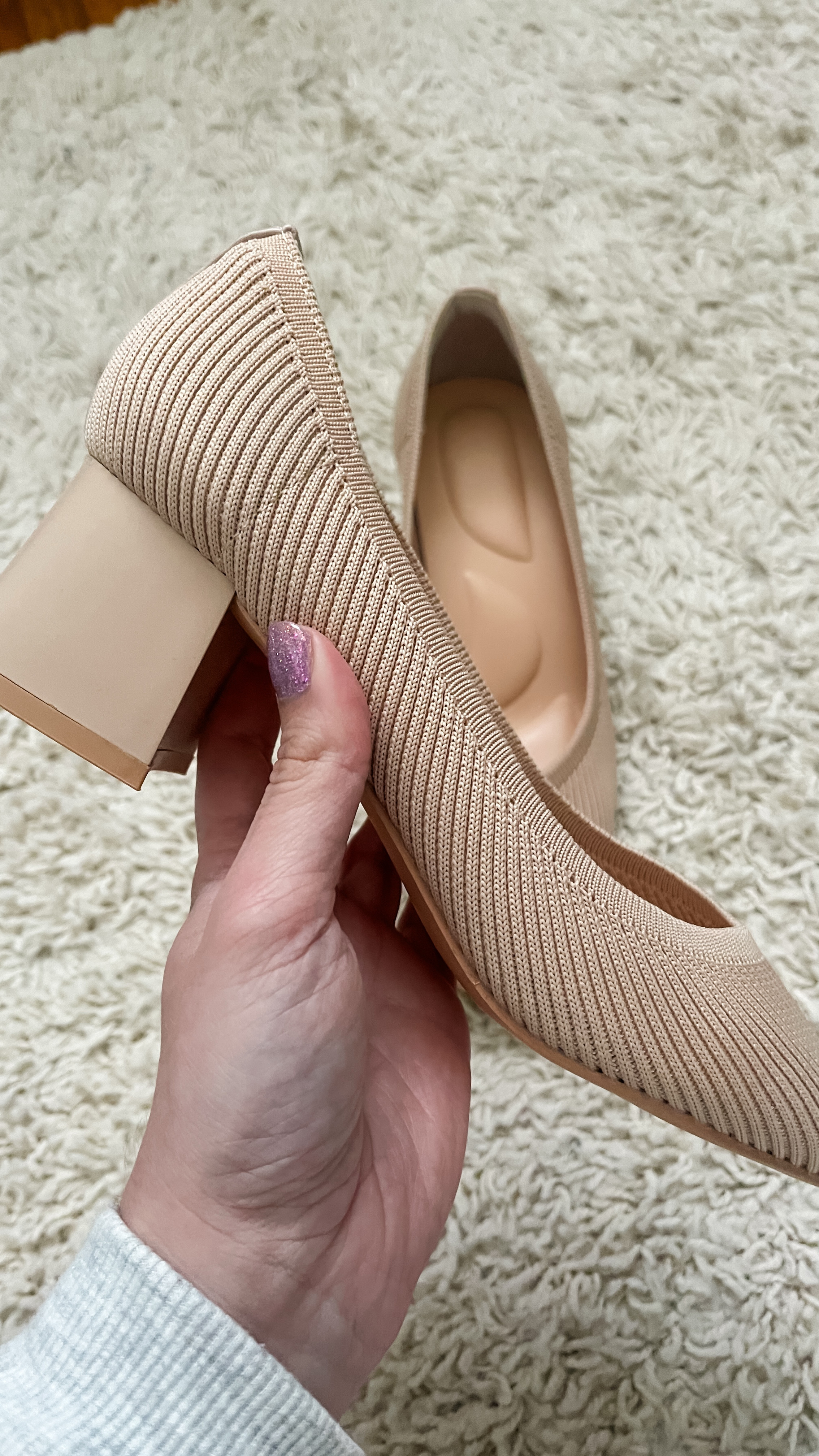 These pumps are only $15 right now! 50% off Code: 50R9M49F.

#LTKSaleAlert #LTKWorkwear #LTKShoeCrush