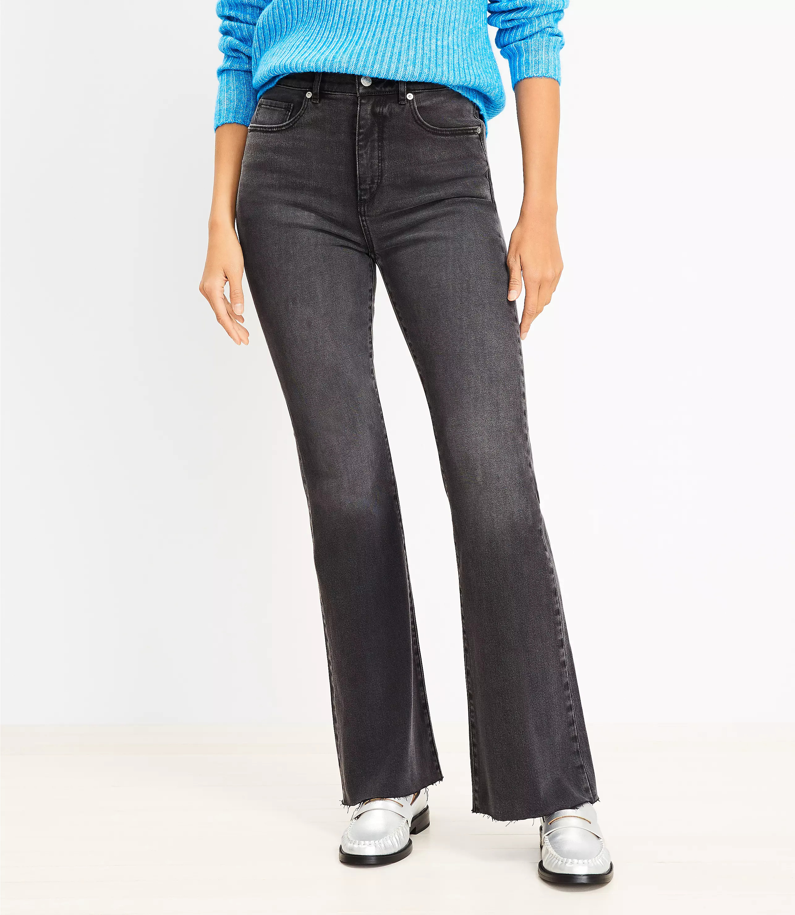 Petite Fresh Cut High Rise Slim Flare Jeans in Washed Black | LOFT