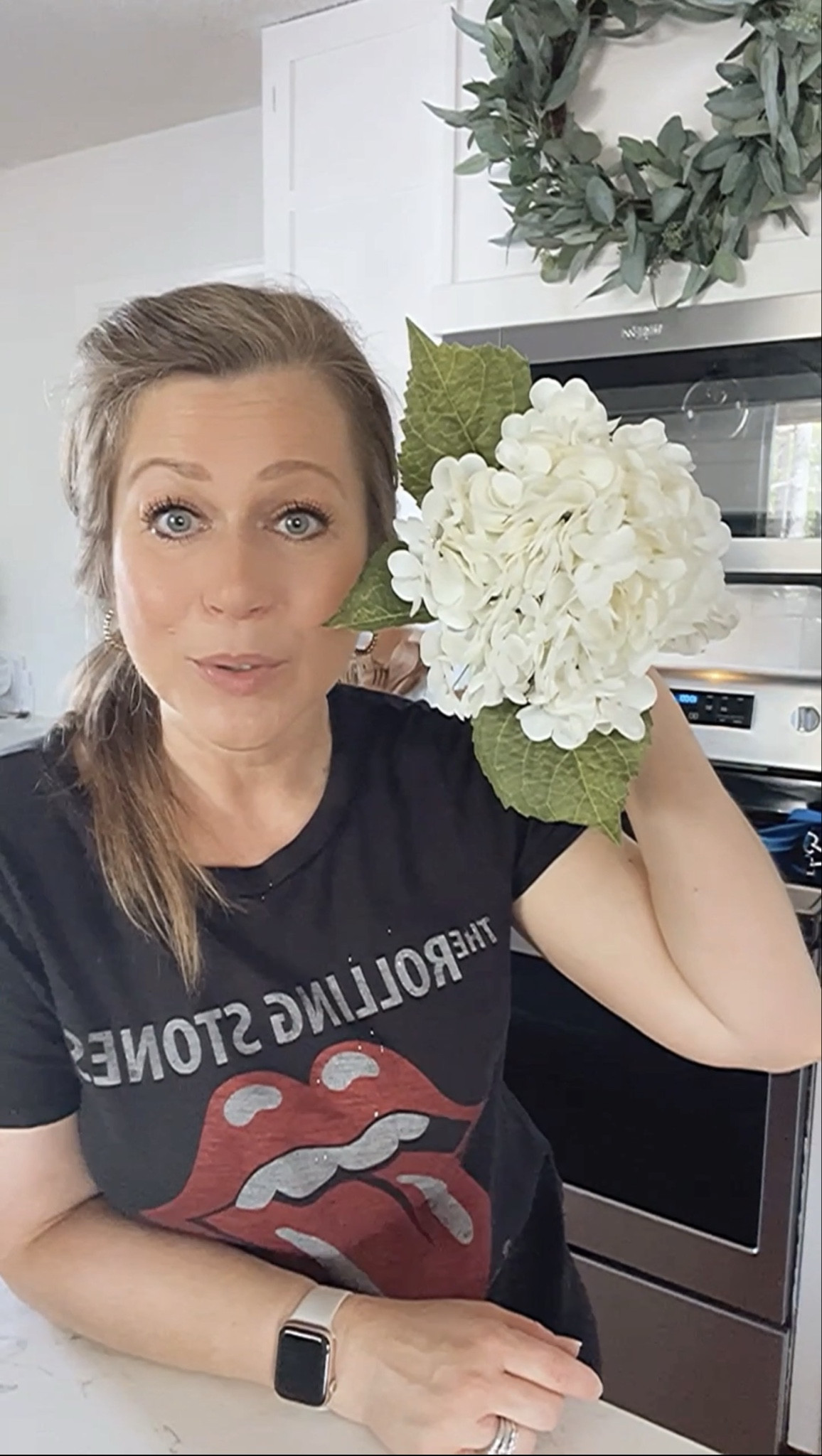 These hydrangeas look and feel SO REAL and the blooms are huge! They come as a set of three stems and 9 color options. I have the white, light green and blue. 
 


Faux flowers | home decor | neutral home | home styling | budget decor | home office | diy home decor | Amazon flowers | faux flowers 
#fauxflowers #fauxflorals #hydrangeas #springflowers #hydrangealove 

#LTKfindsunder50 #LTKhome #LTKSeasonal