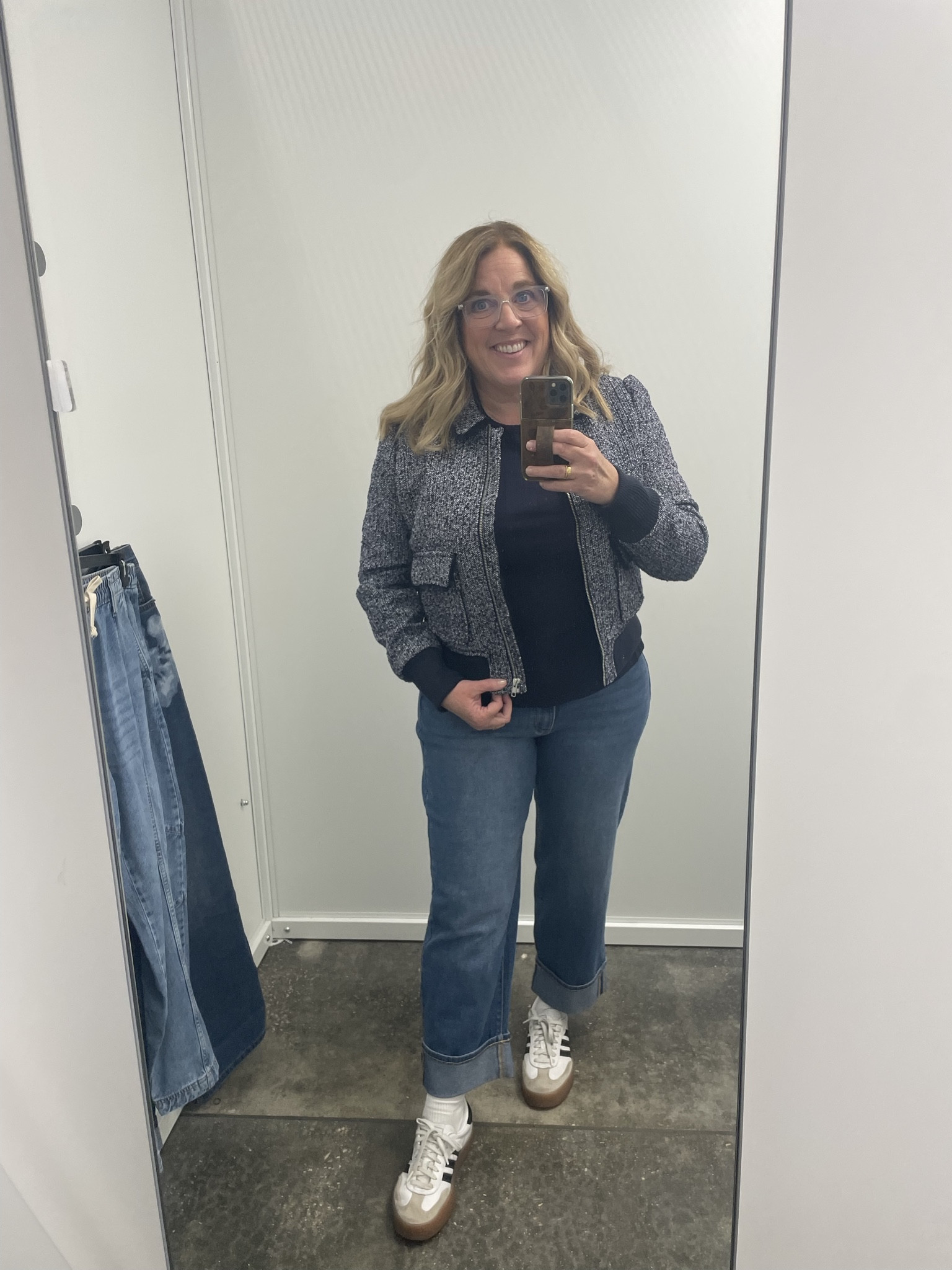 Tweed cropped stretchy jacket!
Free Assembly jacket🤍

#LTKSeasonal #LTKMidsize #LTKOver40