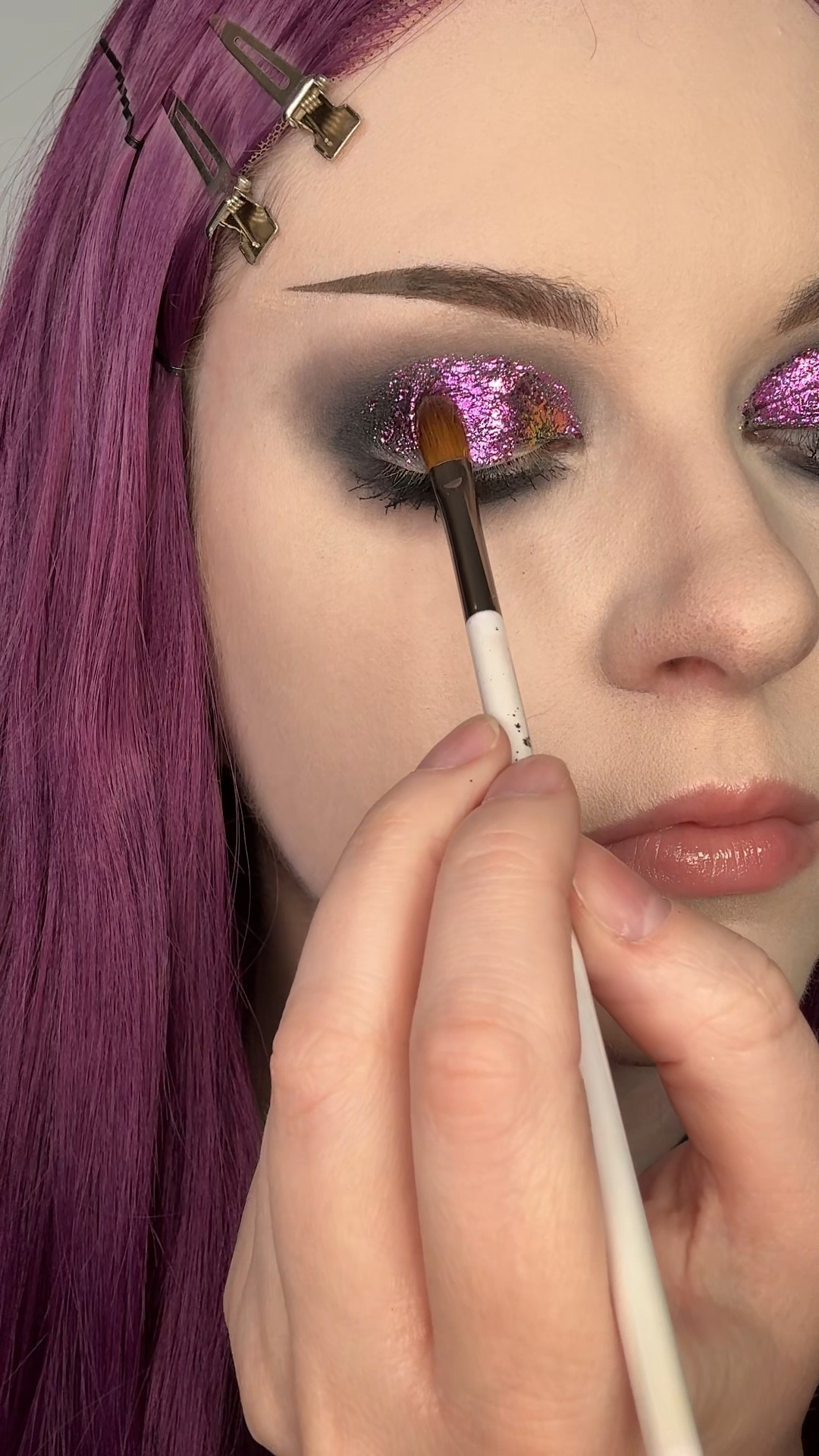 Purple multichrome makeup tutorial 💜 using wet n wild new chameleon chrome collection!


festival makeup, glitter, alternative makeup 

#LTKBeauty
