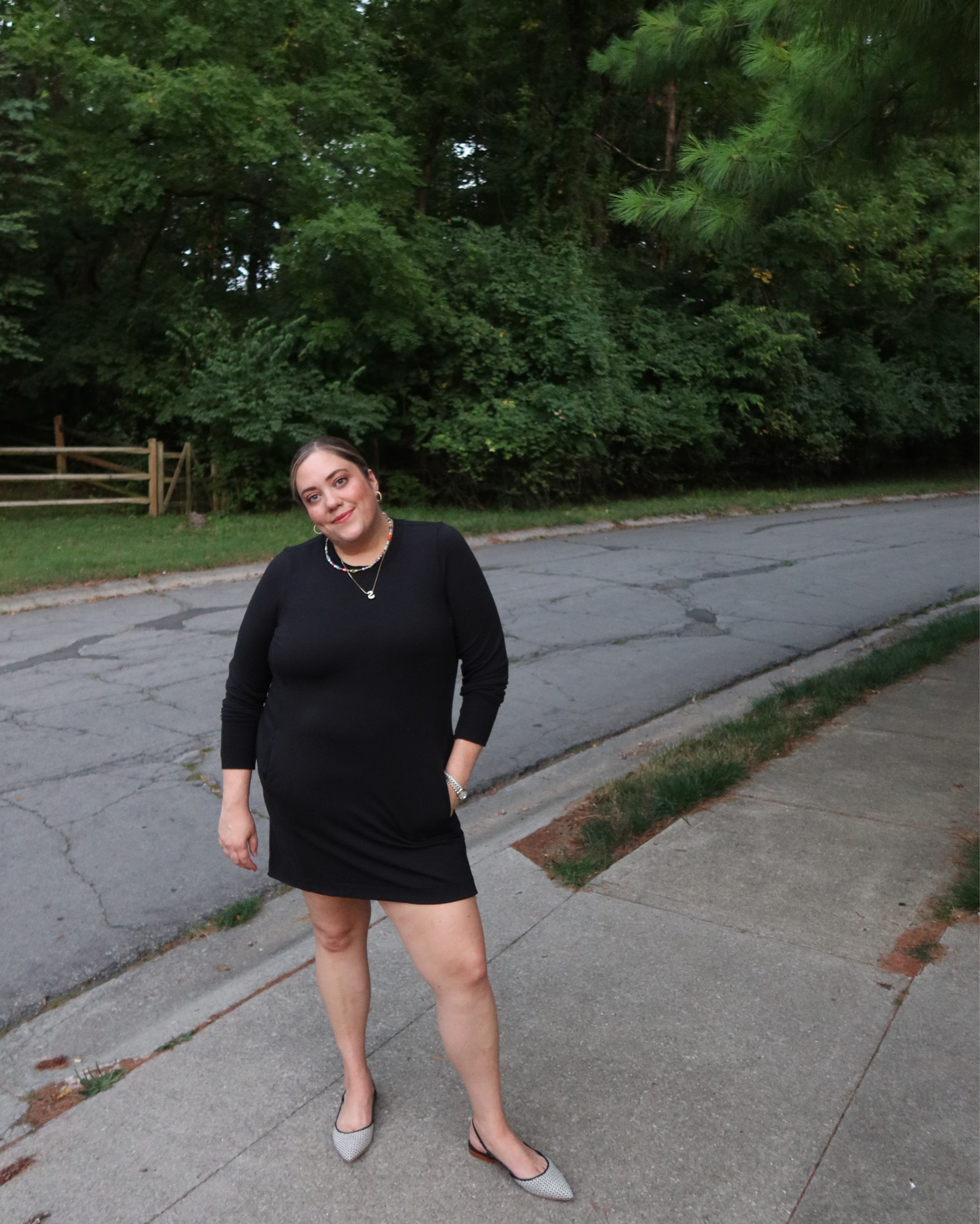 #AD Athleta makes so many of my favorite closet staples - like the Elation leggings for working out or running errands and the Pranayama wrap for cool morning workouts and lounging around the house. The wrap is so soft and cozy. It's versatile enough to go from a workout to a  Zoom meeting. #athleta