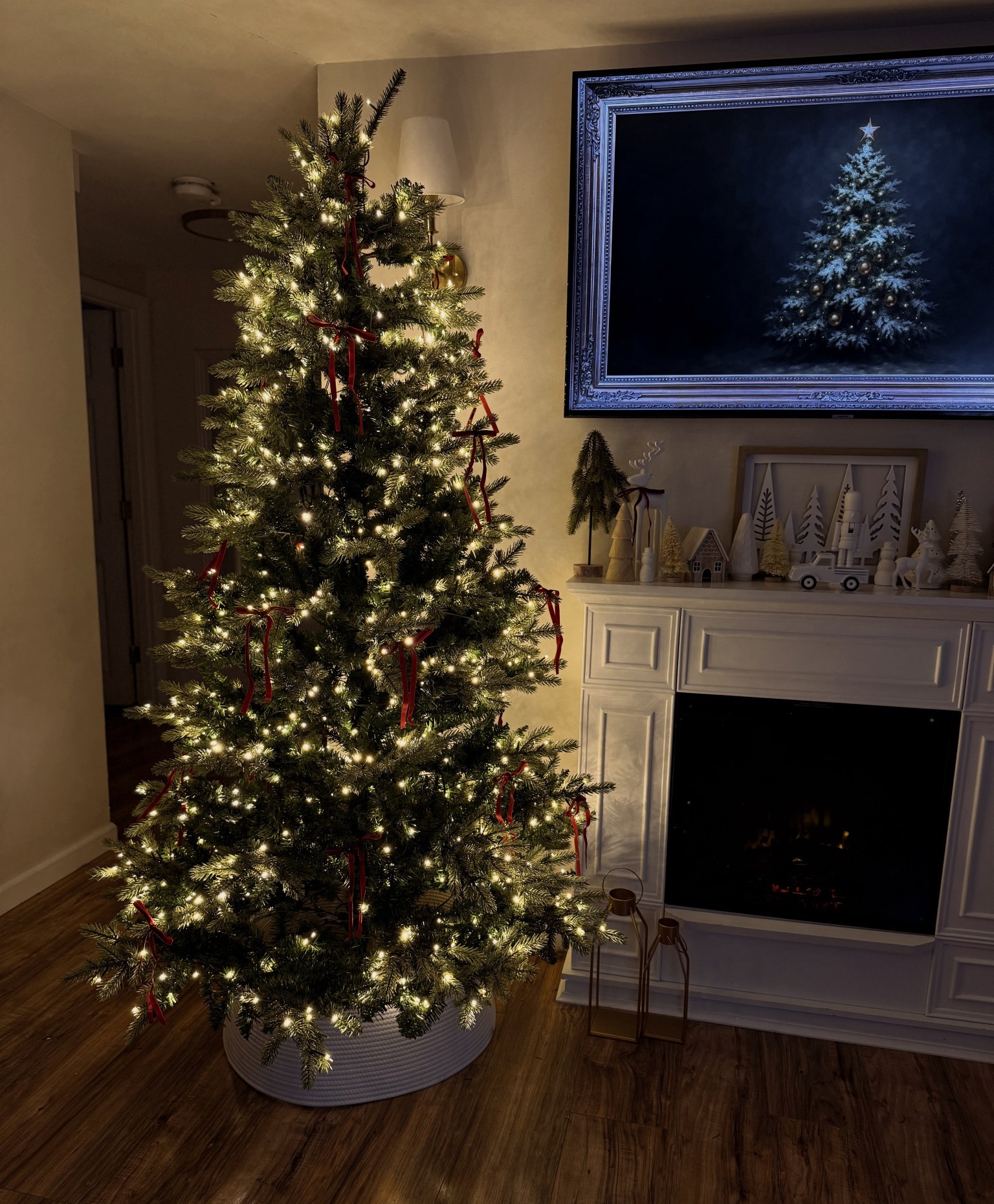 Most beautiful twinkle light Christmas tree and it looks realistic and full. Lights have many different settings and change to color as well. Only $200! 

#LTKCyberWeek #LTKHoliday #LTKSeasonal