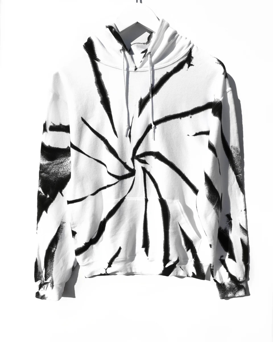 Pocket Hoodie / White & Black | MYRRHE