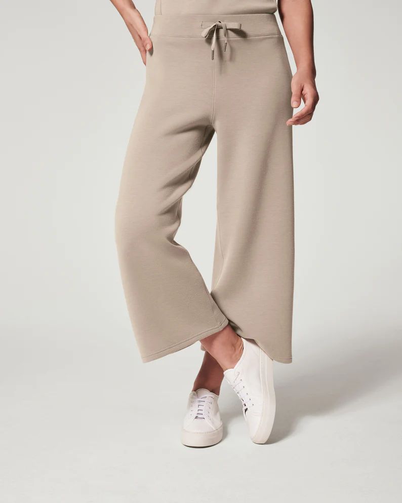 AirEssentials Cropped Wide Leg Pant | Spanx Canada