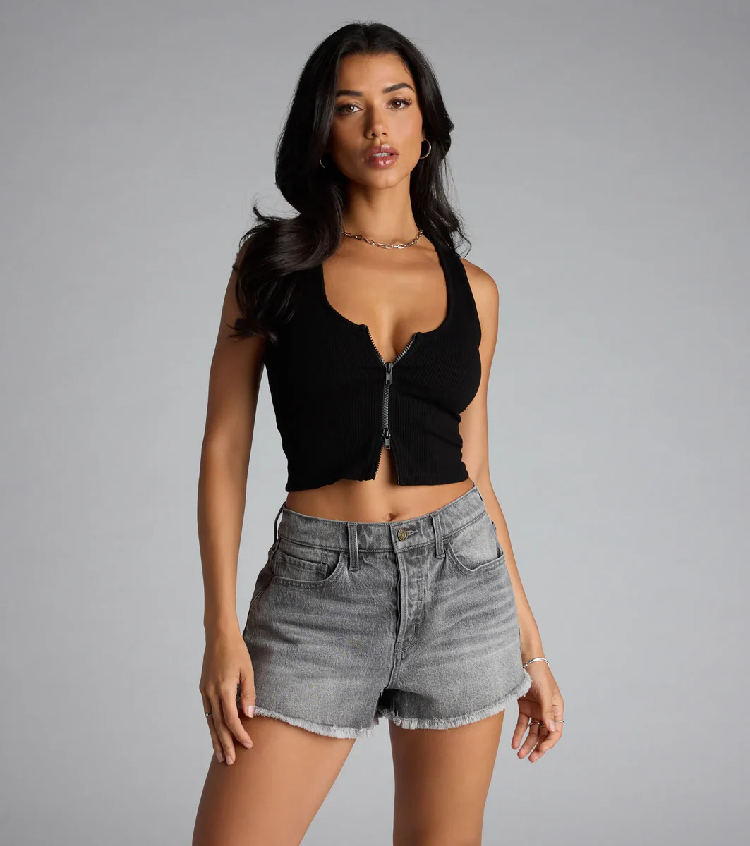 Serving Sporty Zip-Up Crop Tank Top | Windsor Stores