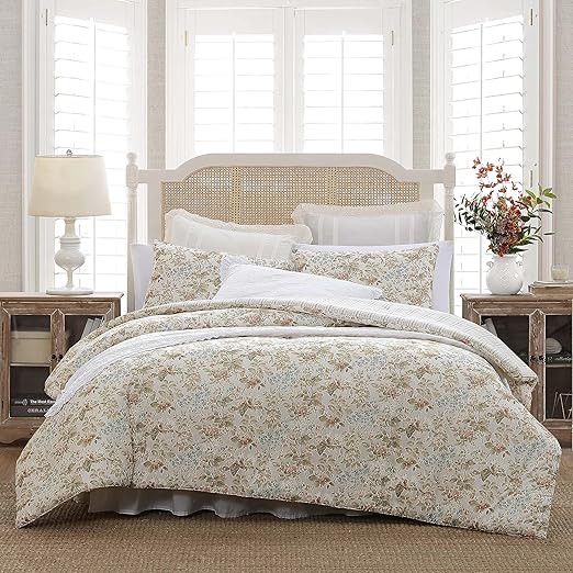 Laura Ashley - Queen Comforter Set, Reversible Cotton Bedding with Matching Shams, Floral Home De... | Amazon (US)