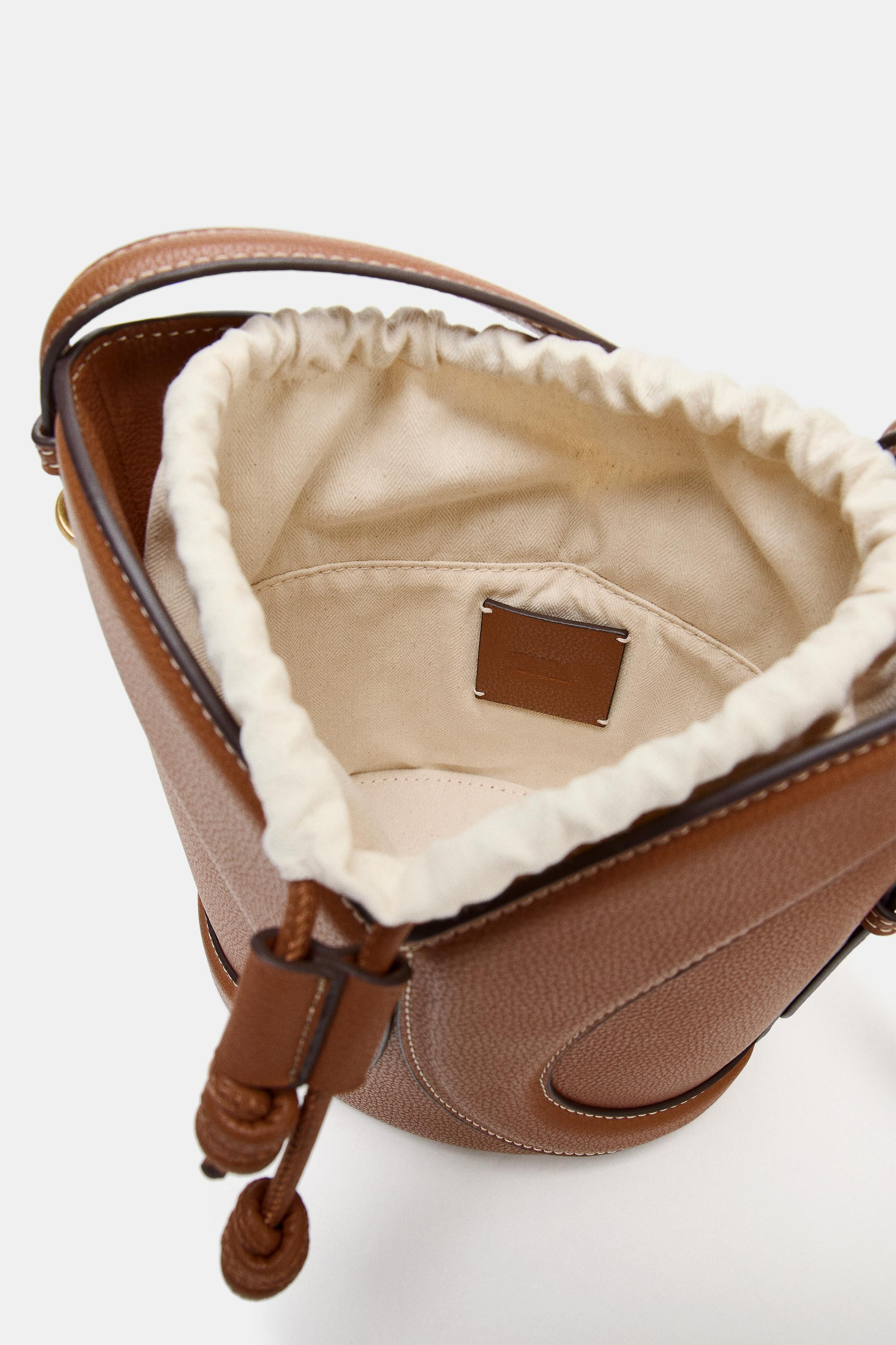 TOPSTITCHED BUCKET BAG | Zara US