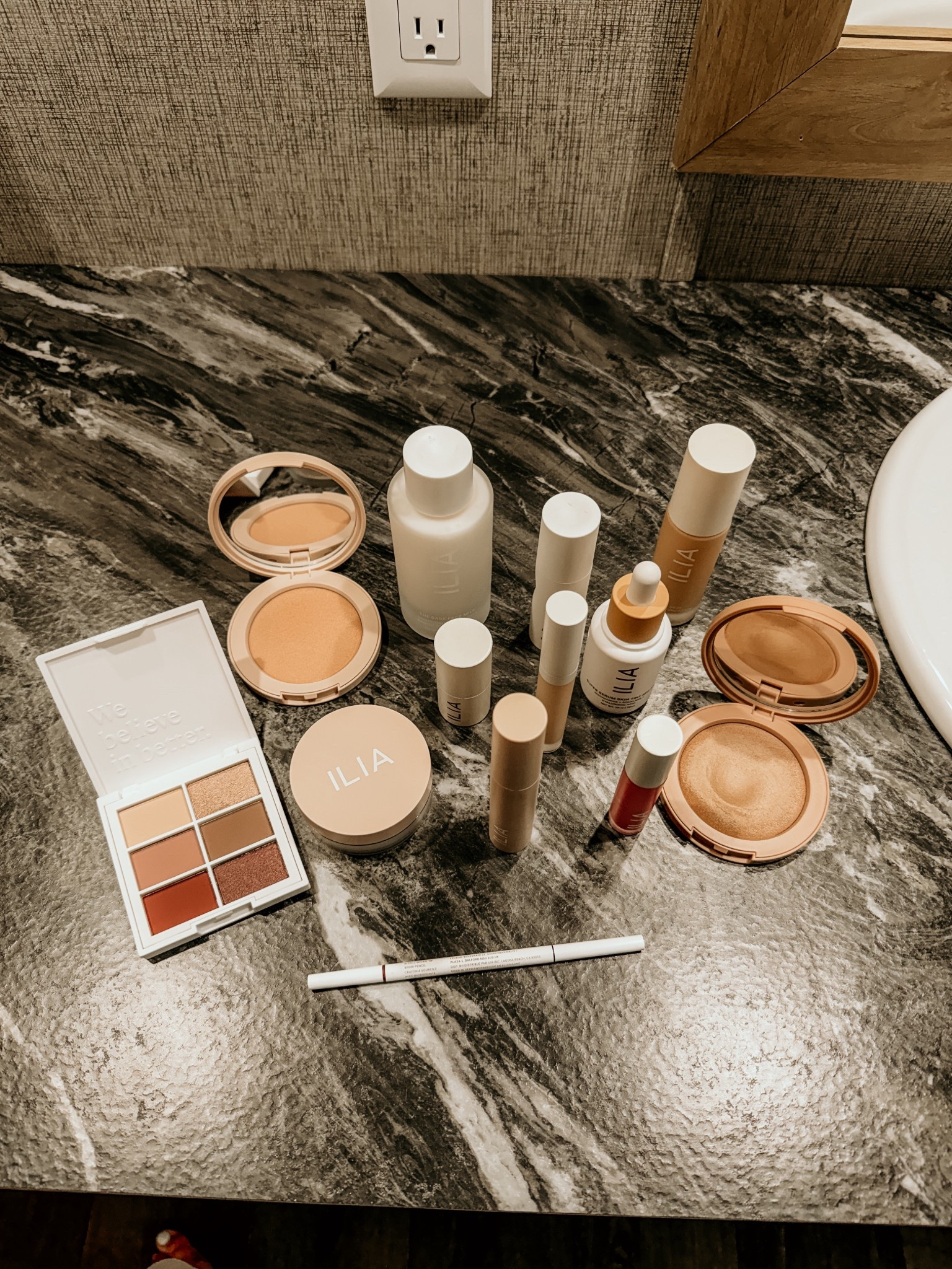 My all time favorite makeup!!!💄 

#LTKgrwm #LTKselfcare #LTKBeauty