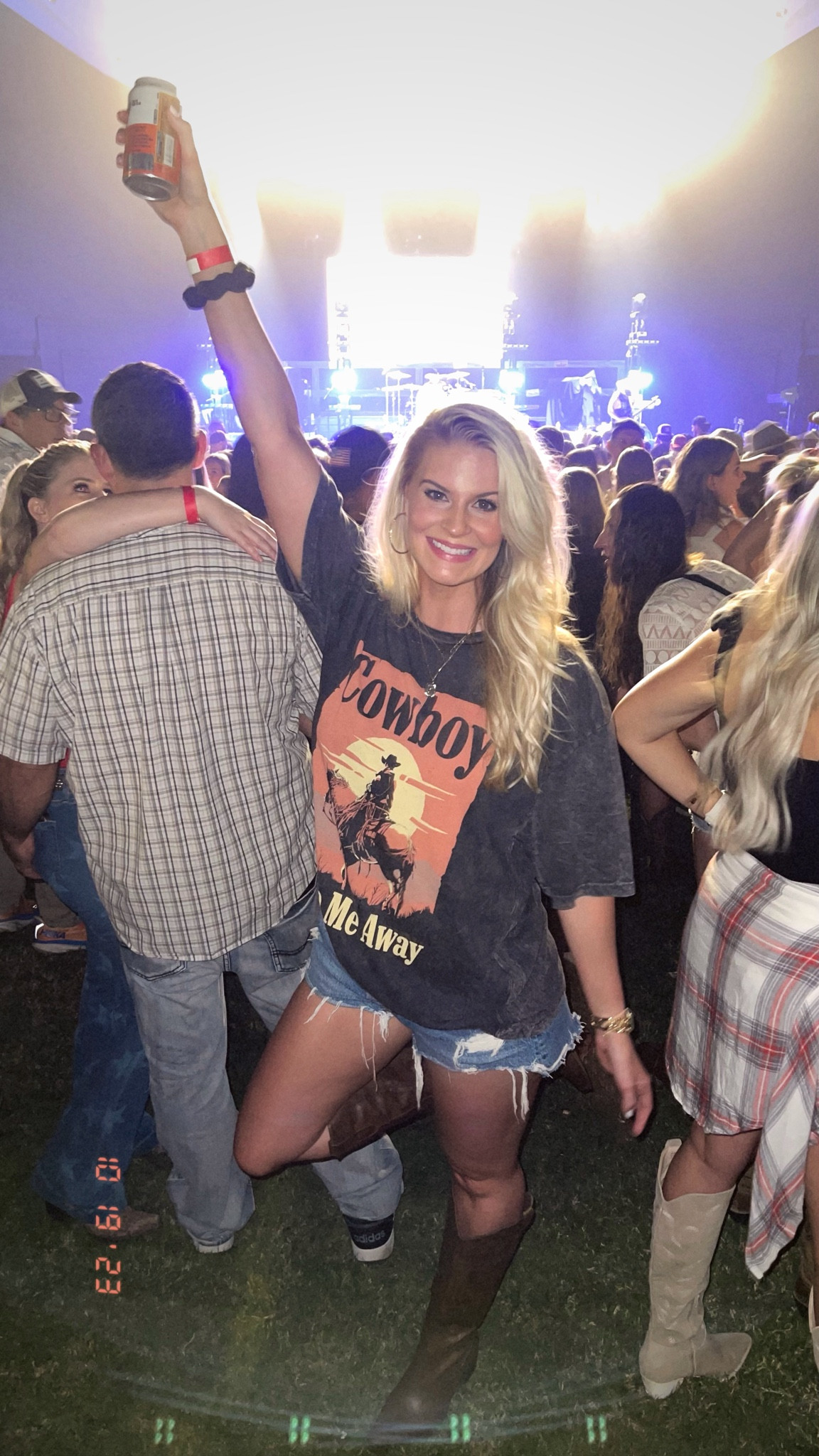 The best country concert outfit! 🤠 

This shirt is blushing brunette 

#LTKfindsunder50 #LTKstyletip #LTKGiftGuide