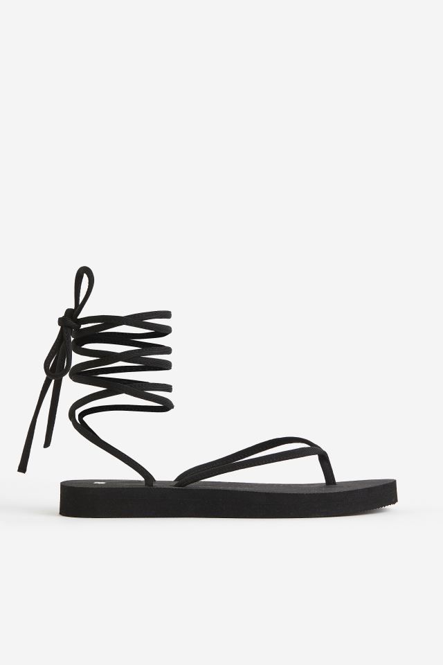 Gladiator flip-flops | H&M (UK, MY, IN, SG, PH, TW, HK)