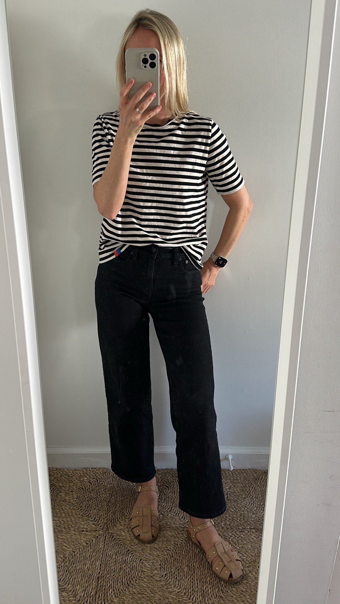 love the fit of this tee. wearing a small. sure to be a closet staple. 

#LTKgrwm #LTKootd