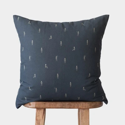 Grimm - 18" | 22" | 12x20" | Woven Nook