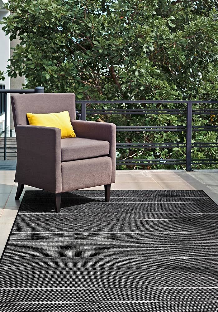 nuLOOM Pinstriped Taliah Indoor/Outdoor Area Rug, 6 ft 3 in x 9 ft 2 in, Black | Amazon (US)