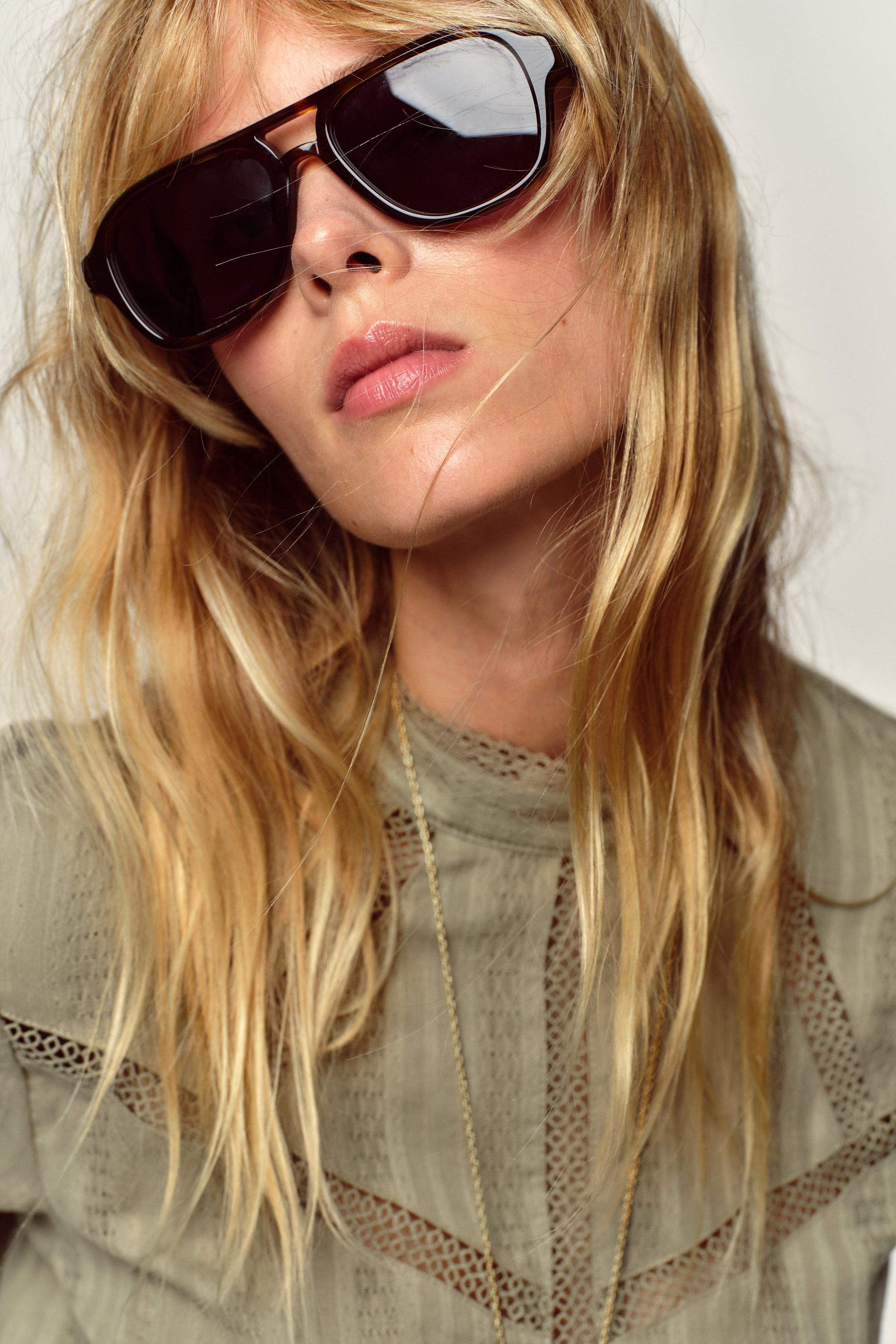 LACE TRIM ROMANTIC SHIRT$ 49.90Mid khaki | 8741/255/533Add to cartNotify meComing soonLong sleeve... | Zara US