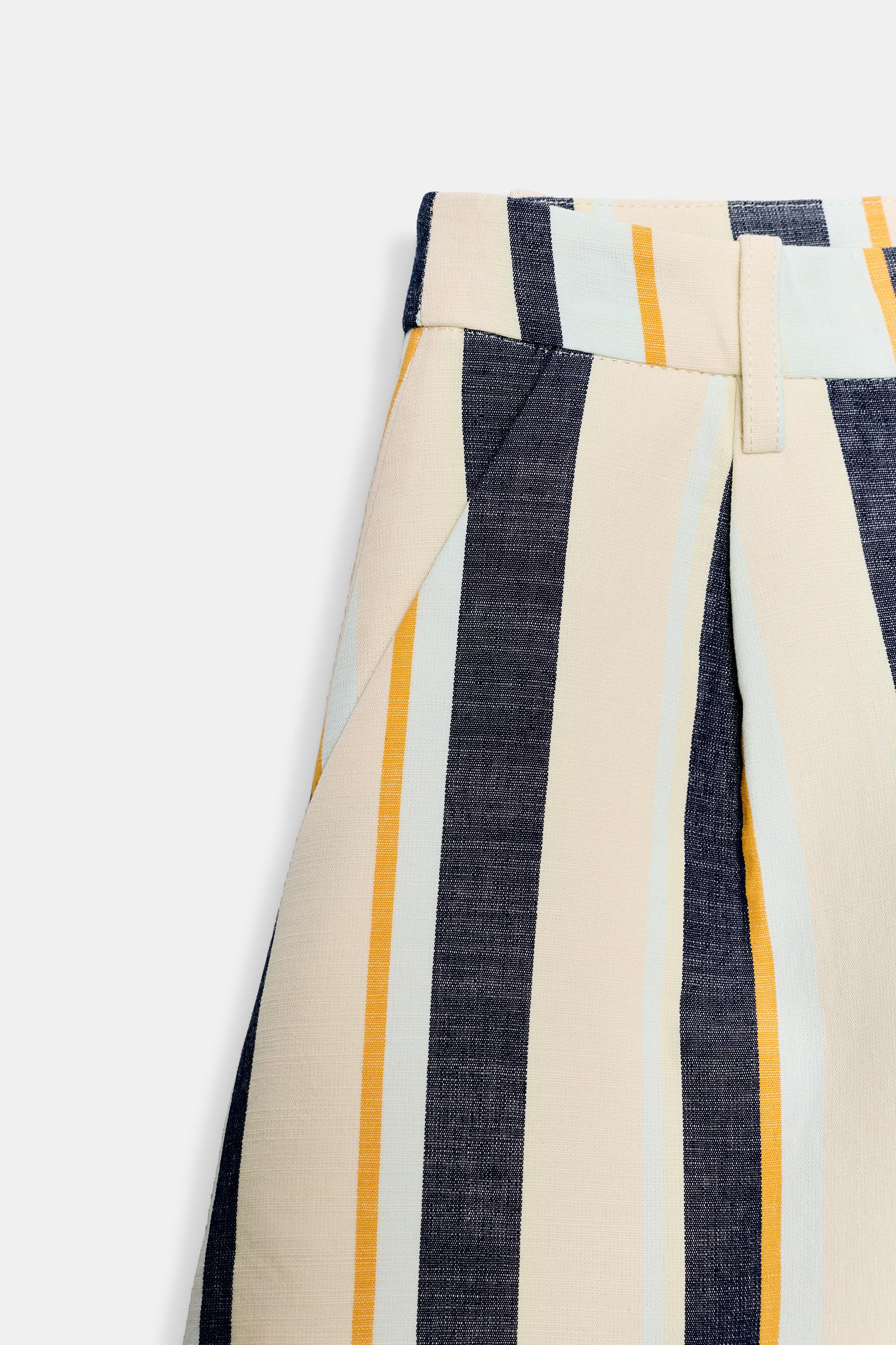 STRIPED PLEATED SHORTS ZW COLLECTION | Zara US