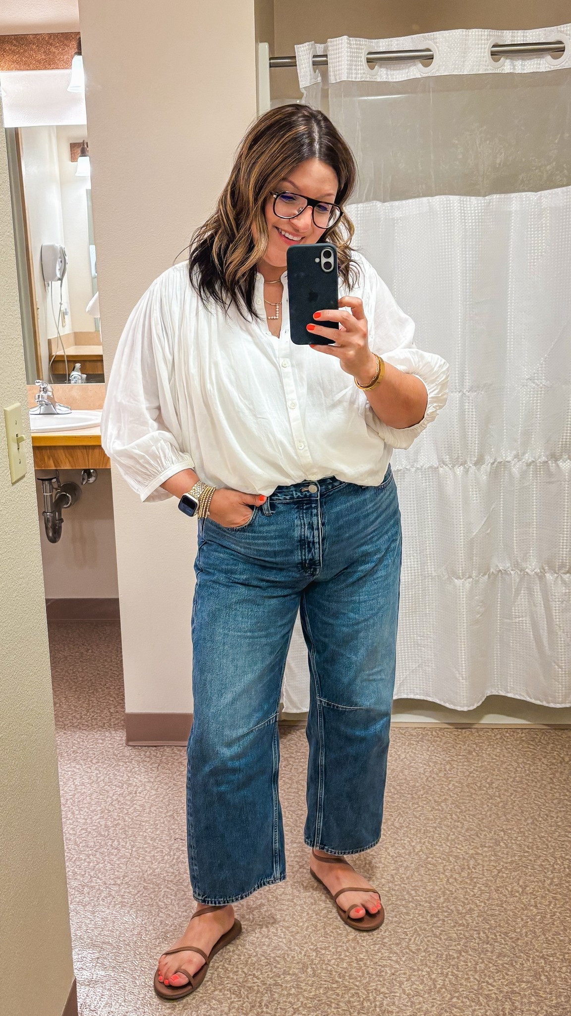 Today’s ootd:
Madewell top (XL)
Madewell barrel leg jeans (31)
Trees sandals 

#LTKMidsize #LTKSummerEdit #LTKOver40