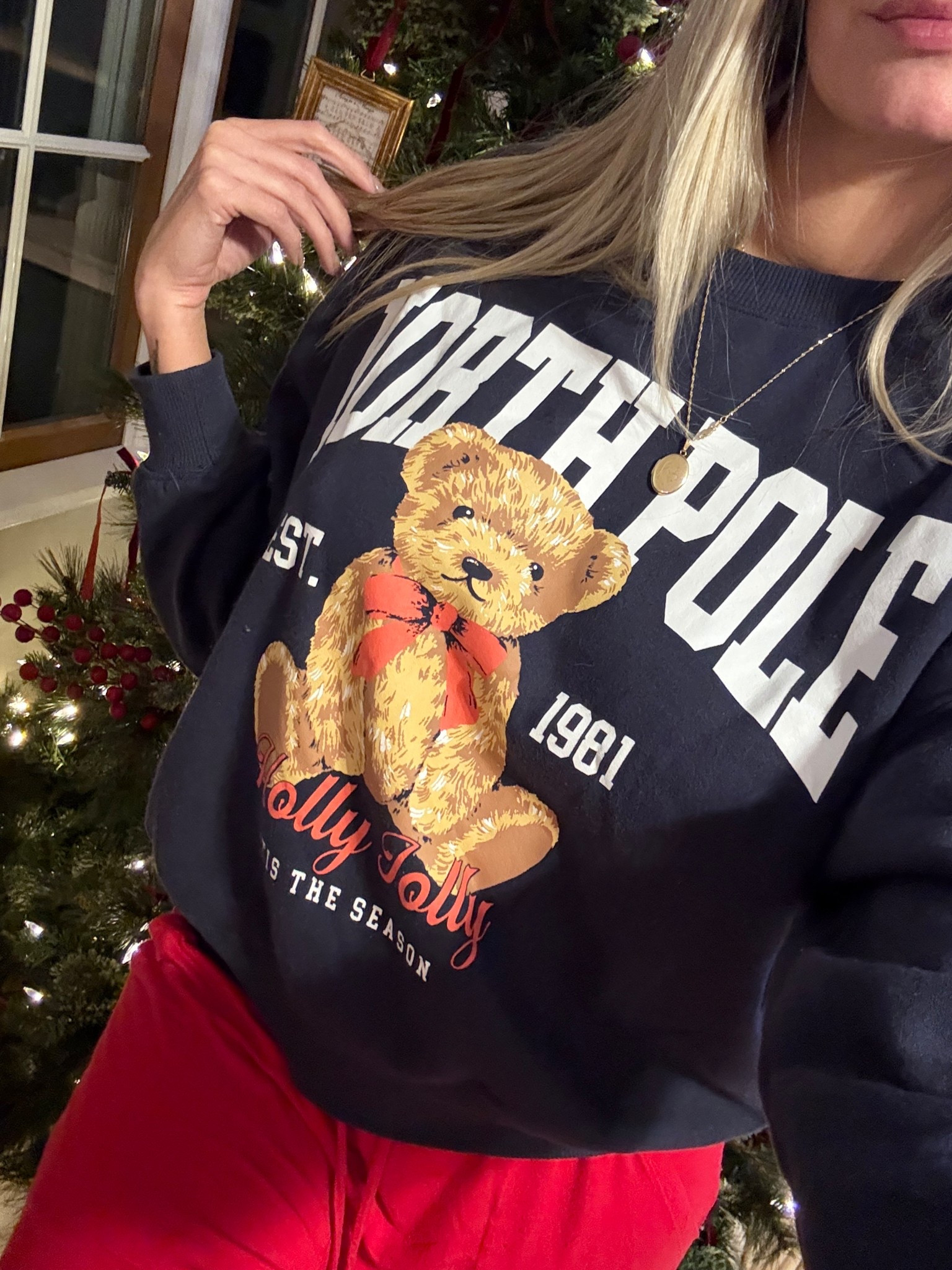 The cutest sweatshirt in all the land. I will be wearing this all winter long 🧸 

I’m wearing a medium - it runs a bit small. I probably would even feel safe in a large!

#LTKHoliday