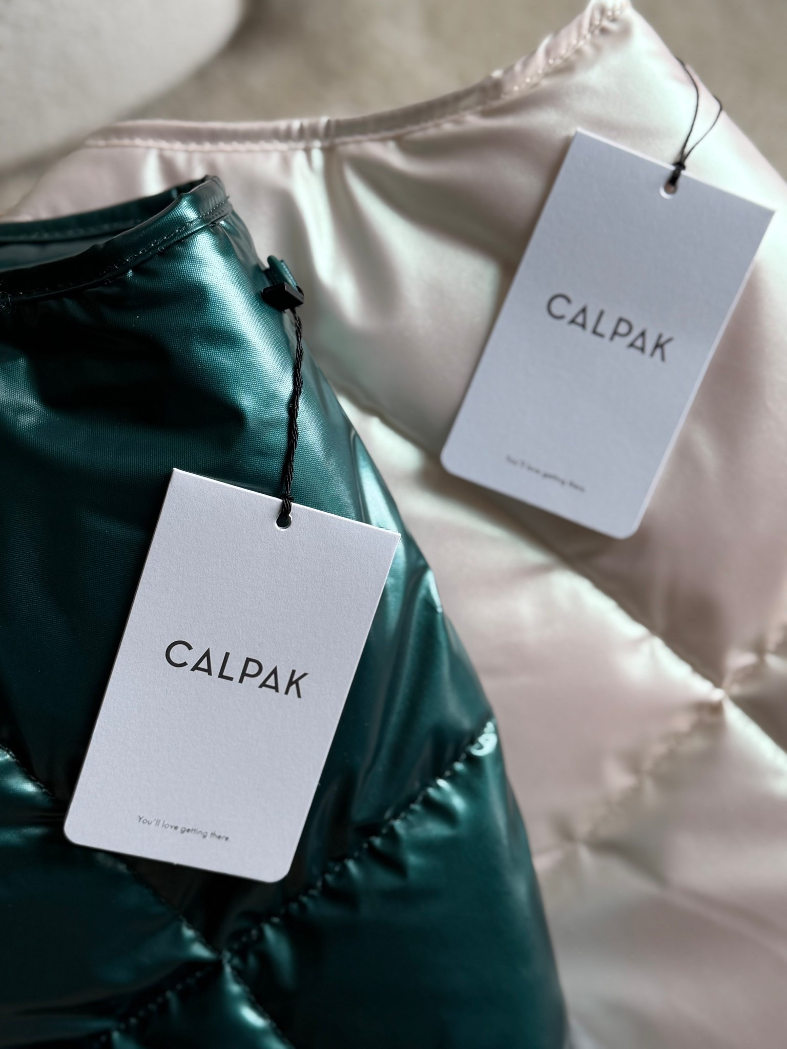 The @CALPAK LUKA LAPTOP tote is 👌🏻🔥😜

shown is Glazed Kale & Pearlescent- these are big enough to carry along your essentials plus! 
BONUS!! the Mother’s Day sale is going on so you save 15%+

Once the sale ends- 
Save with code Nickibthomas

#LTKmomlife #LTKSaleAlert #LTKMothersDay