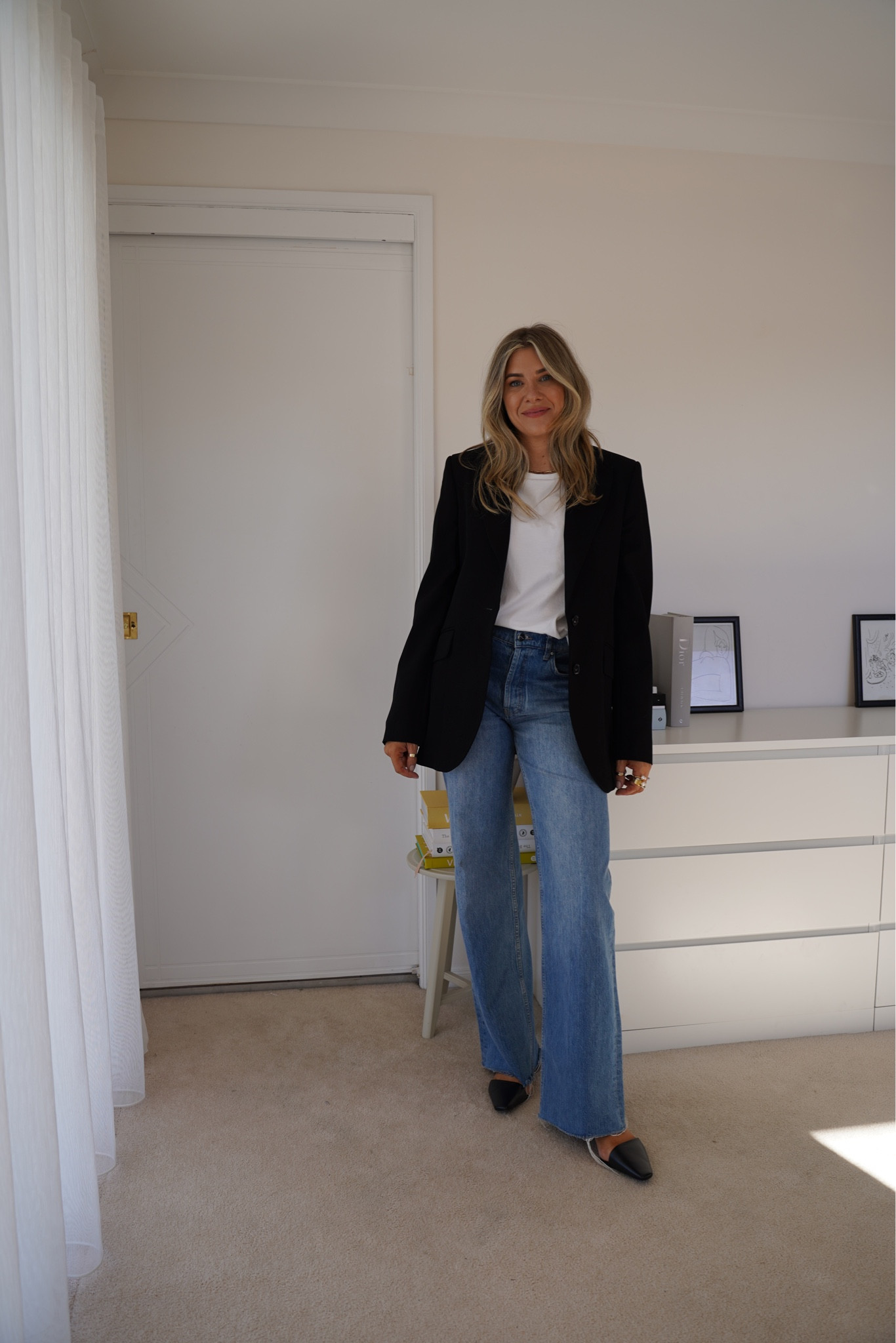 Classic black blazer for a sleek look
Winter Capsule Wardrobe

Blazer size IT42
White t-shirt size M
Denim jeans size 27
Pointed flat size IT41

#LTKaustralia #LTKwinter #LTKstyletip