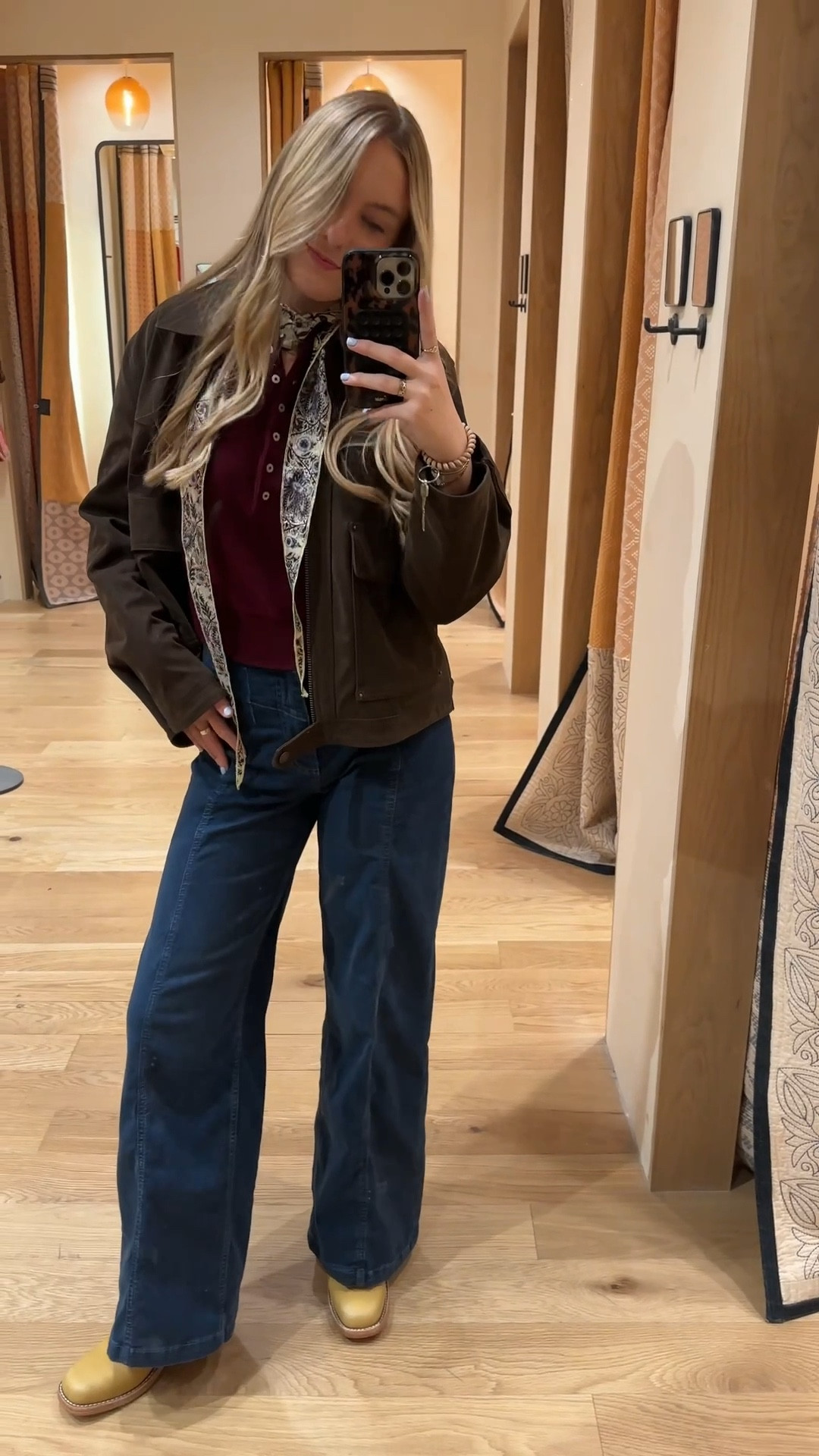 quick standards before we opened today! love this outfit!!! the best leather jacket, cashmere sweater henley, jeans, AND frye boots!! 
the sweater is so soft and the perfect basic, paired with this leather suede jacket 😽 and the most flattering and stretchy jeans ever 





#freepeople #urbanoutfitters #denim #anthropologie #styleinspo #employee #summer #spring #LTKfindsunder100 #LTKmostloved #LTKSPRINGSALE #LTKfestival #LTKseasonal #LTKStyleTip #concert #ltkbacktoschool #urbn #comfy #LTKsalealert #instagram #LTKactive #LTKfitness #lounge #LTKworkwear #LTKtravel #everyday


#LTKGiftGuide #LTKgrwm #LTKHoliday