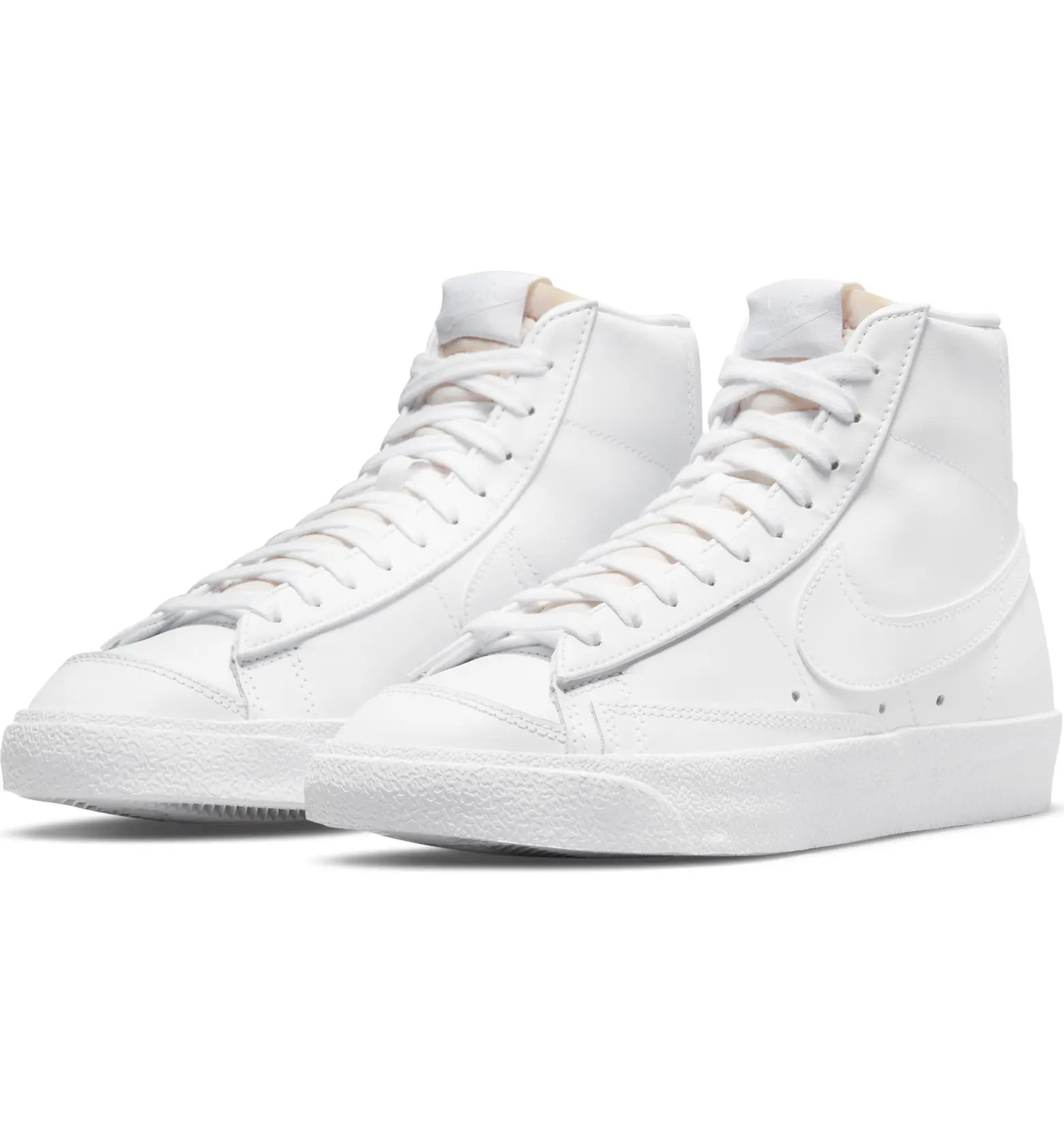 Nike Blazer Mid '77 SE Sneaker | Nordstrom | Nordstrom