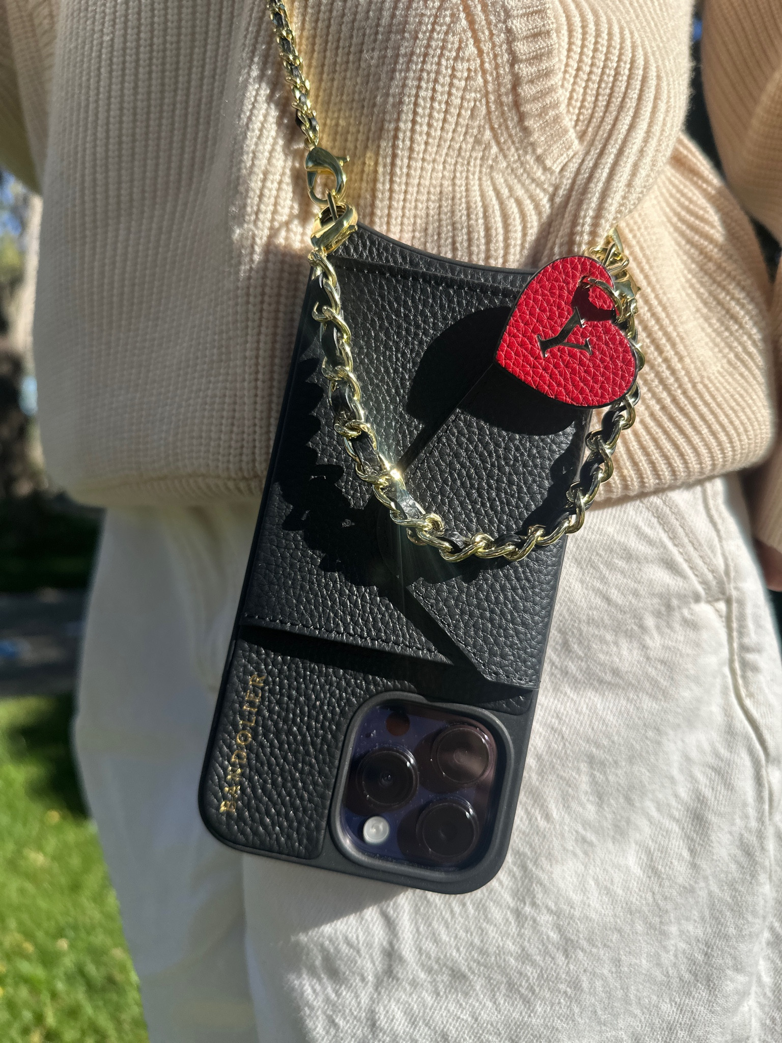 The absolute best phone case, so hang I love the cute strap. It’s so useful so I don’t have to carry my giant purse. Perf et for parks, sports games, hikes🙌🏼 #phonecase #bag #accessories 

#LTKStyleTip #LTKTravel #LTKOver40