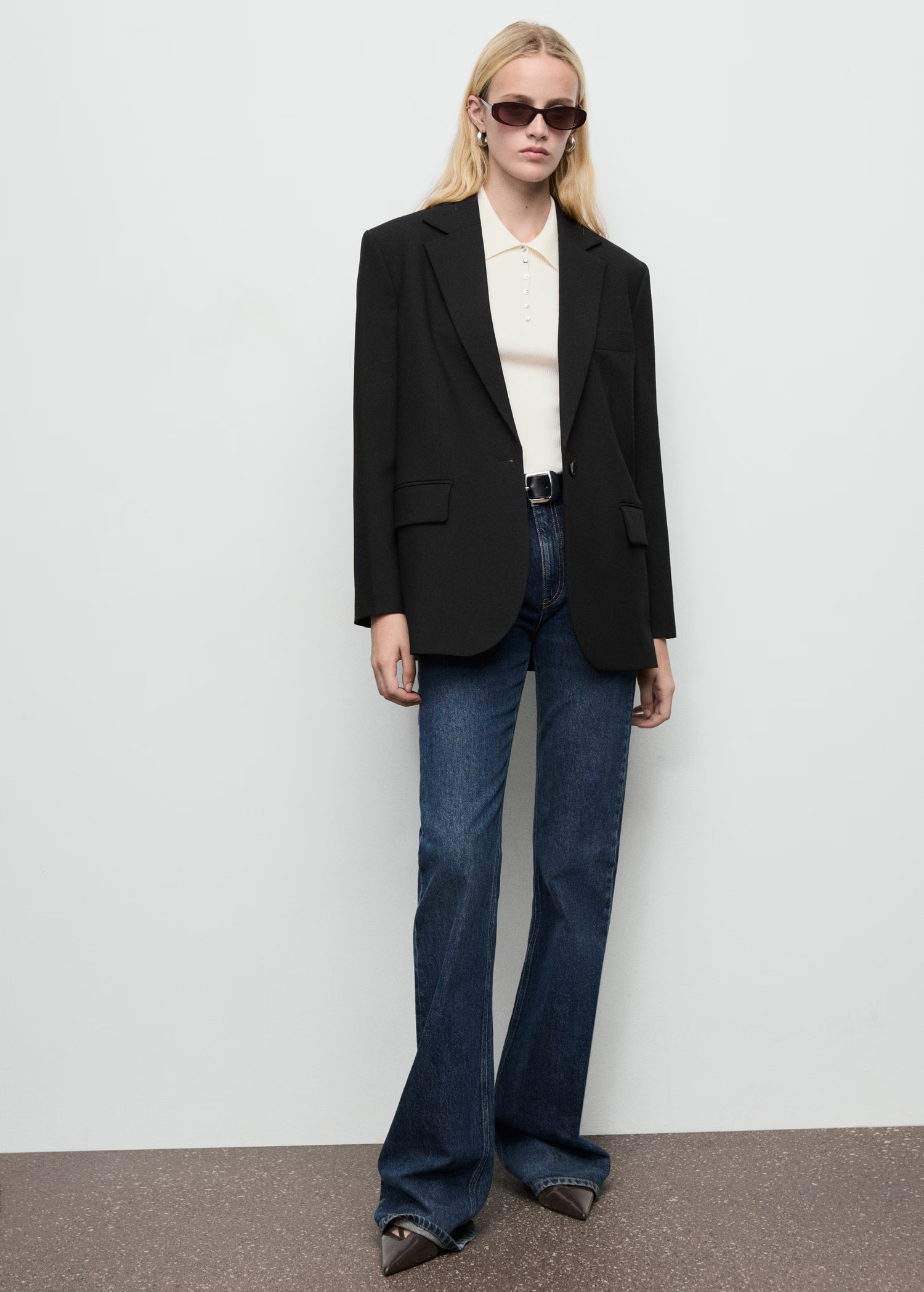 Straight blazer with flap pockets - Women | MANGO USA | Mango (US/MX/AU)
