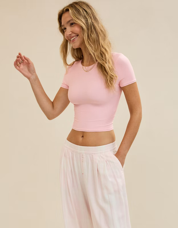 SMOOTHEZ Short Sleeve Crew T-Shirt | American Eagle Outfitters (US & CA)