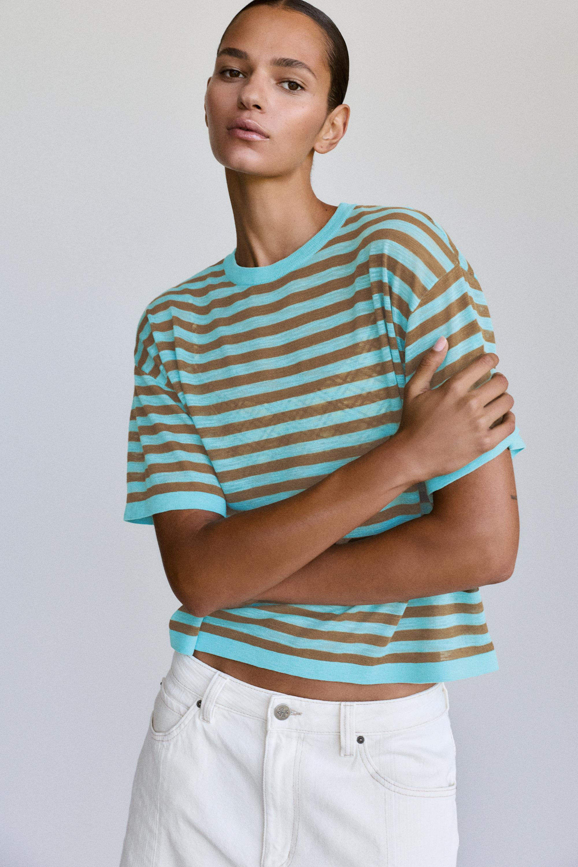 Striped knit T-shirt | Pull&Bear United Kingdom | PULL and BEAR UK